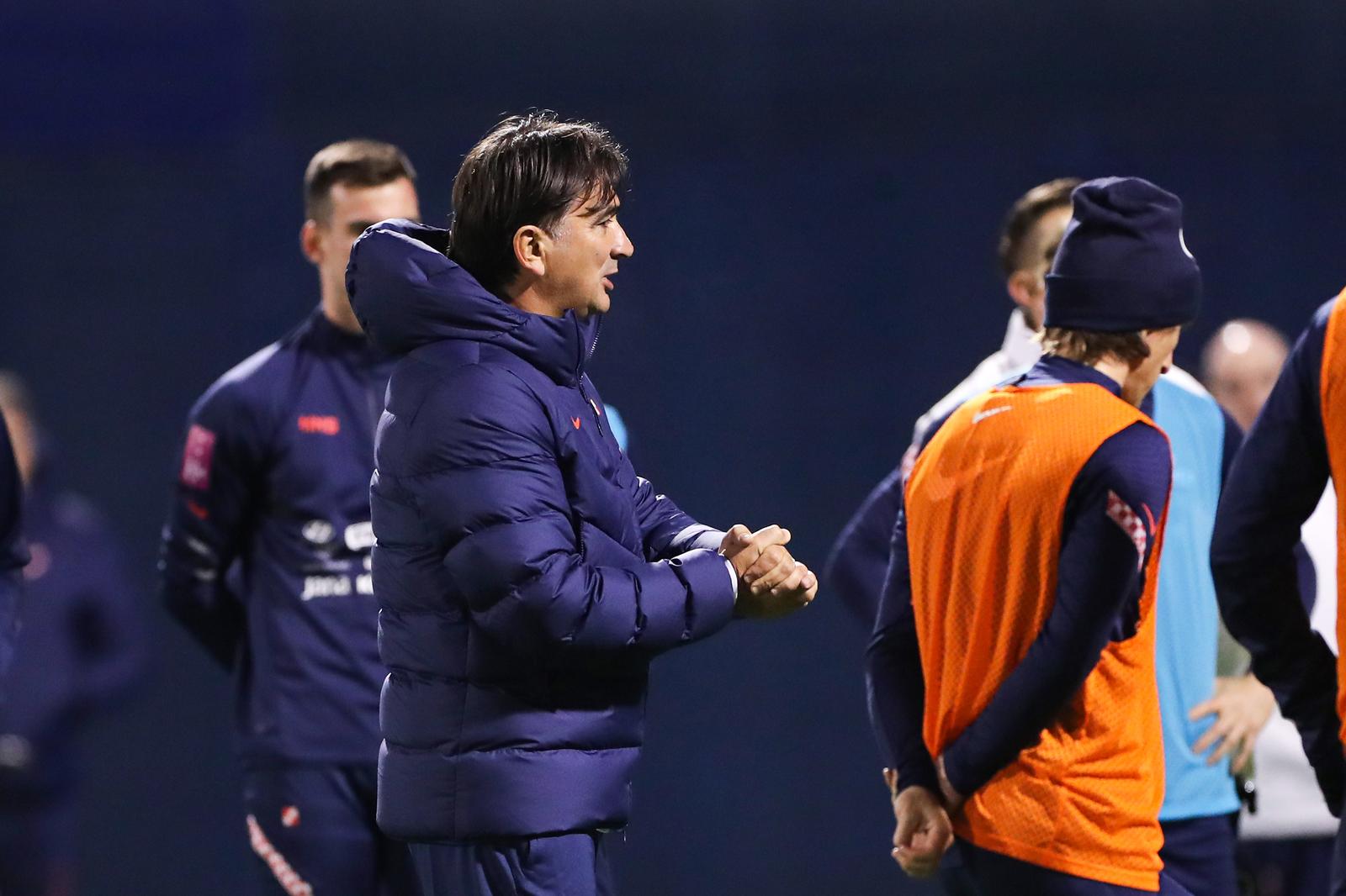 Zagreb: Hrvatski nogometni reprezentativci odradili trening na Maksimiru