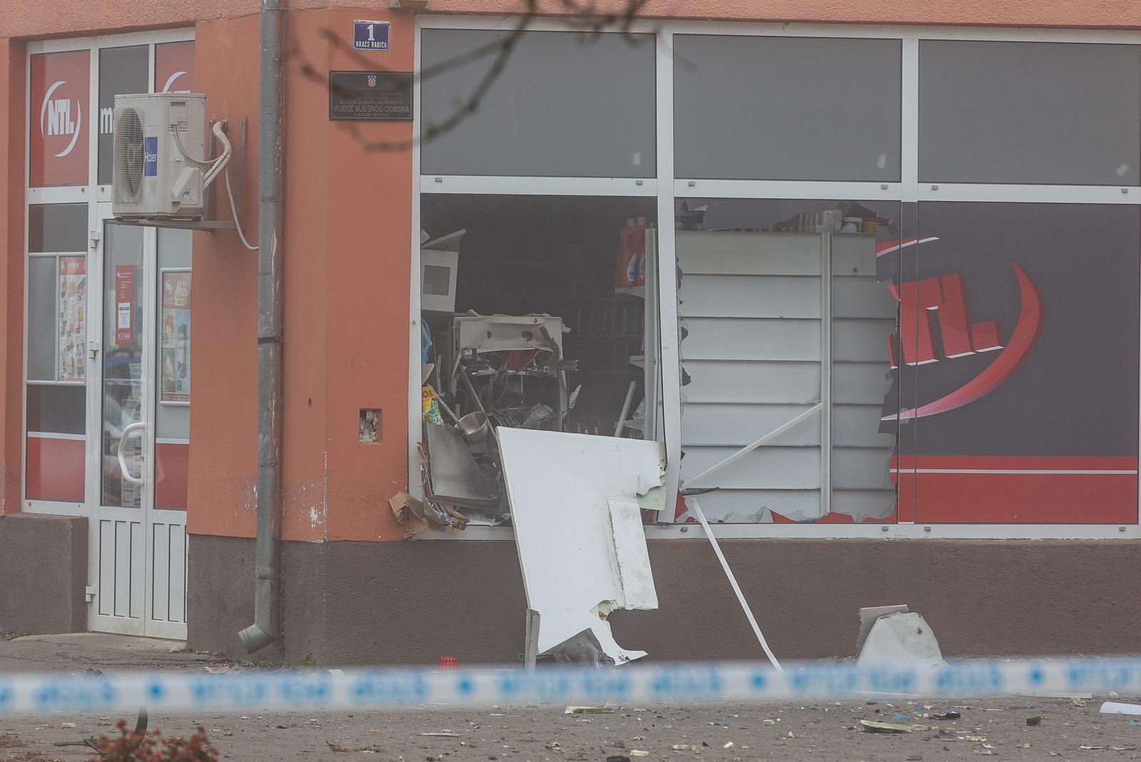 Eksplozivom raznesen bankomat u Ladimirevcima, policijski očevid u tijeku
