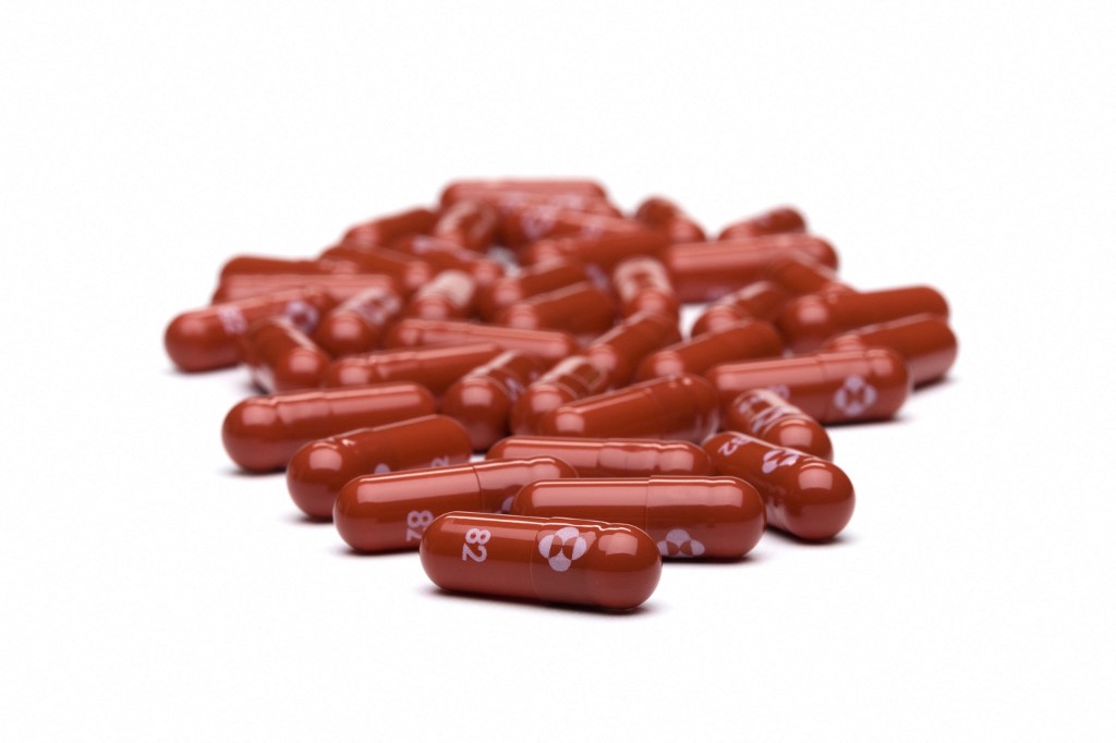 anti-Covid pill, Molnupiravir, lijek protiv covida, antivirusne pilule, korona