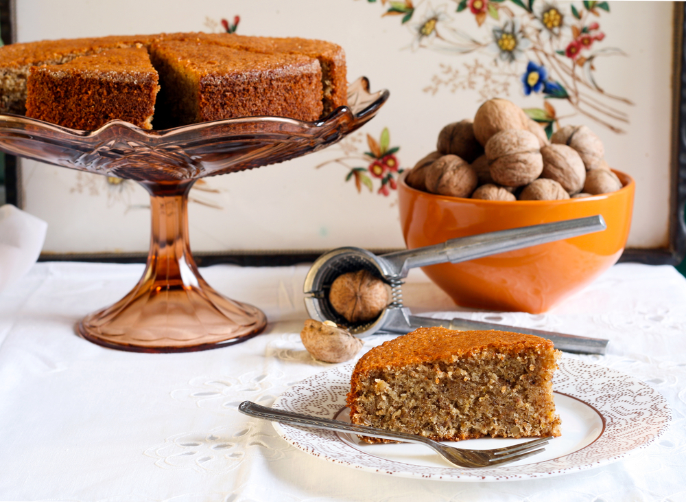 Walnut-orange,Cake,Slice,On,The,Plate