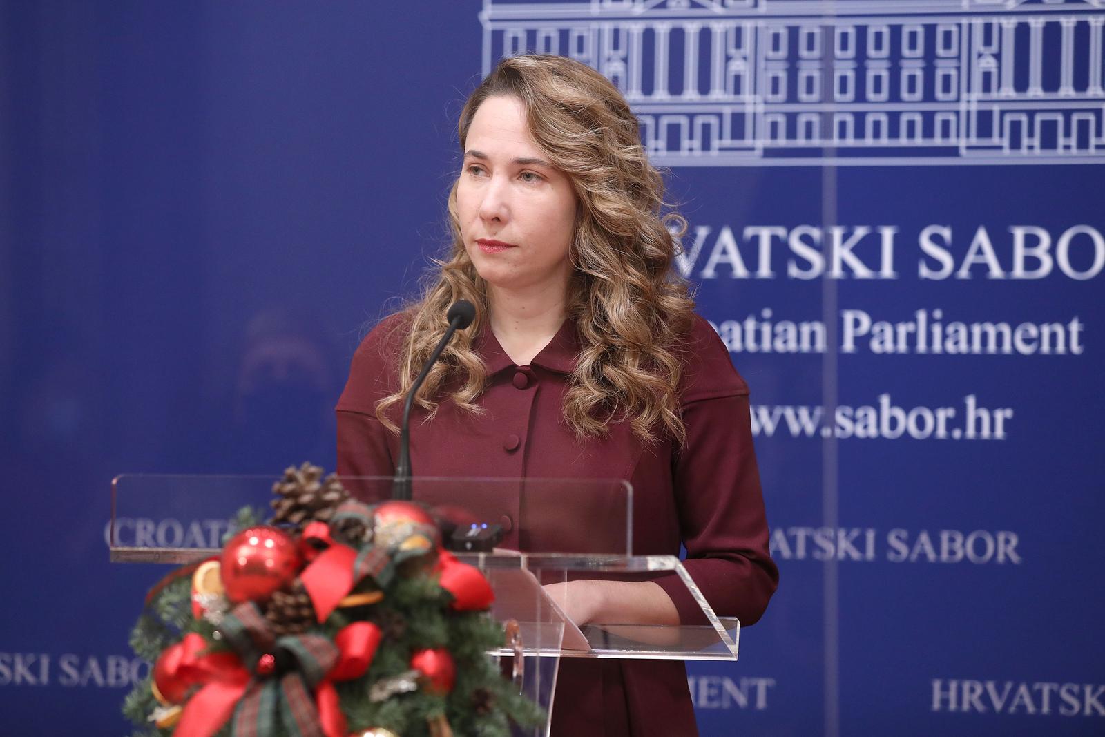 Zagreb: Selak Raspudić o studentima koji plaćaju testiranje, a profesori ne