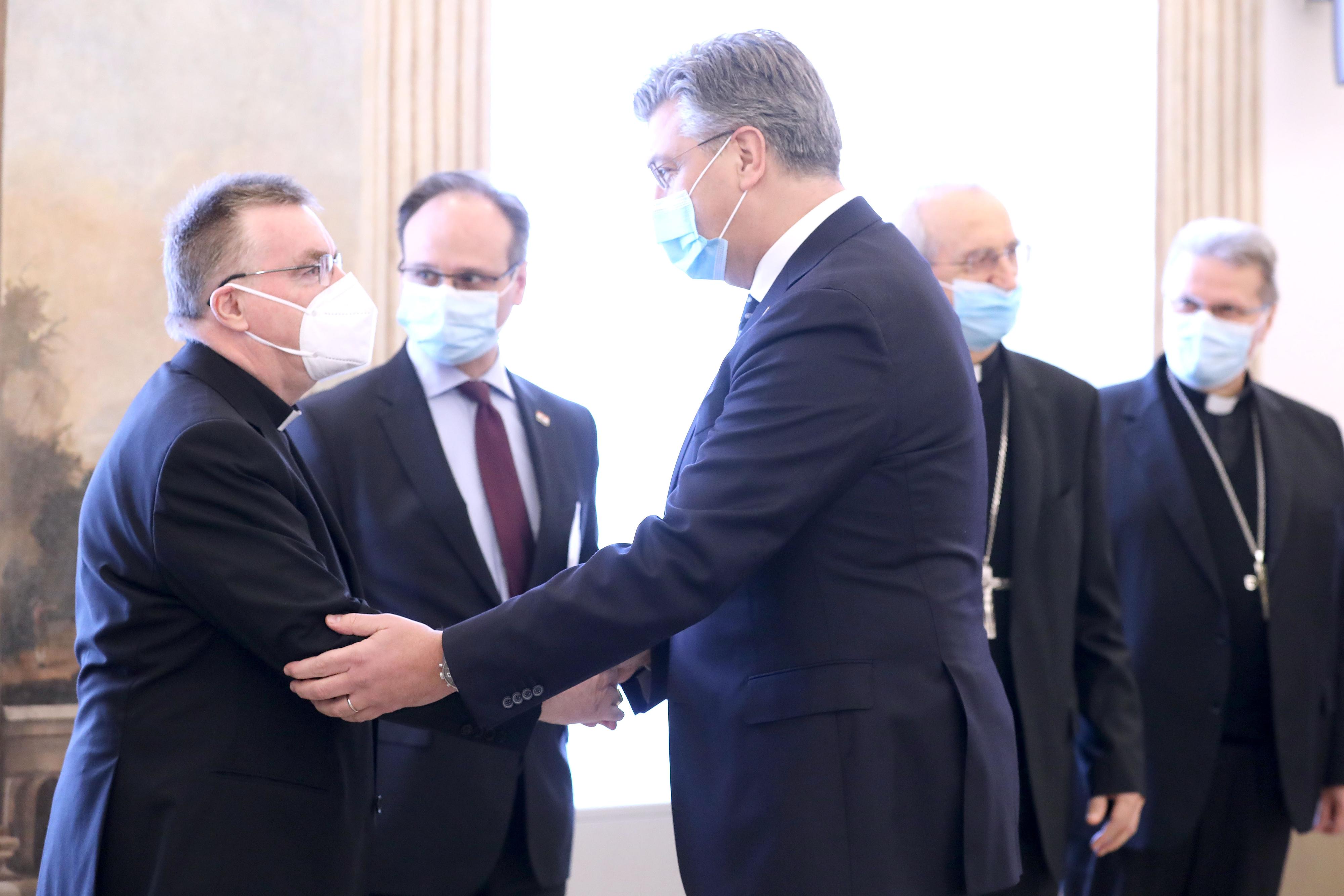 Redoviti polugodišnji sastanak Andreja Plenkovića i predstavnika Hrvatske biskupske konferencije