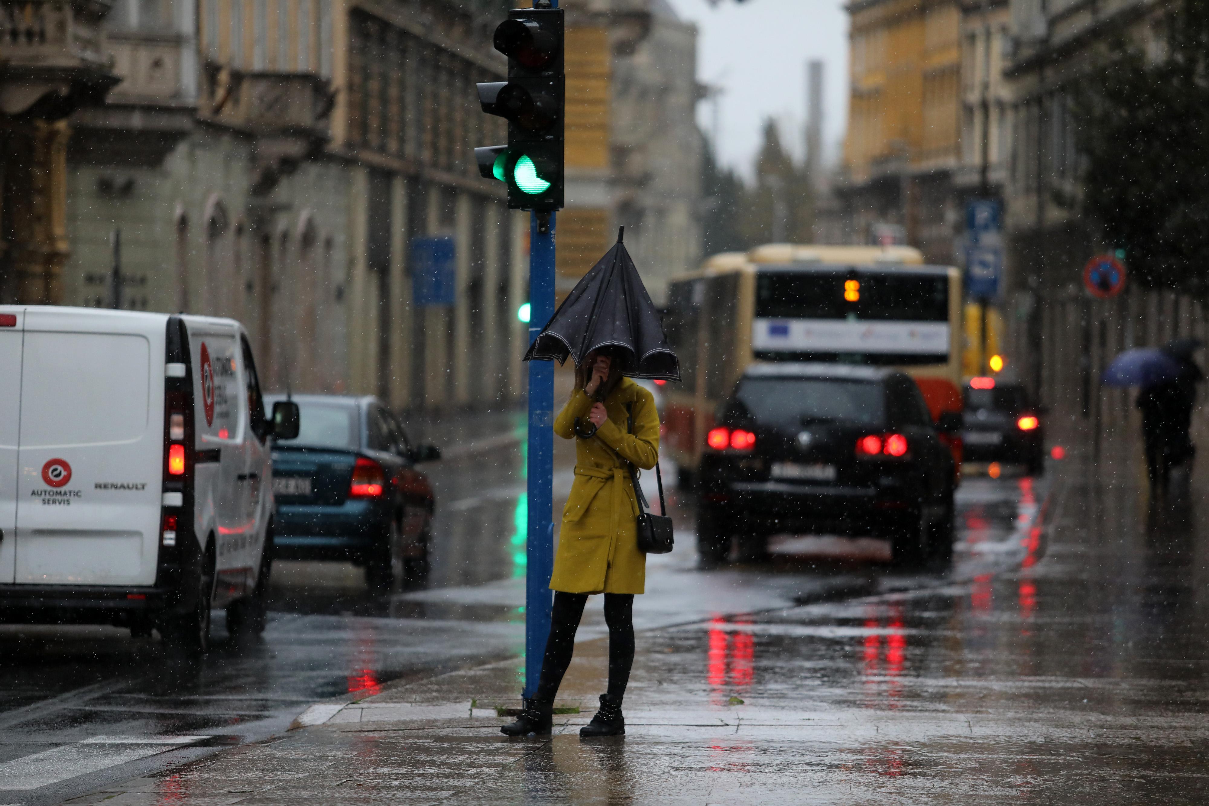 Kiša sa susnježicom od jutra u Rijeci