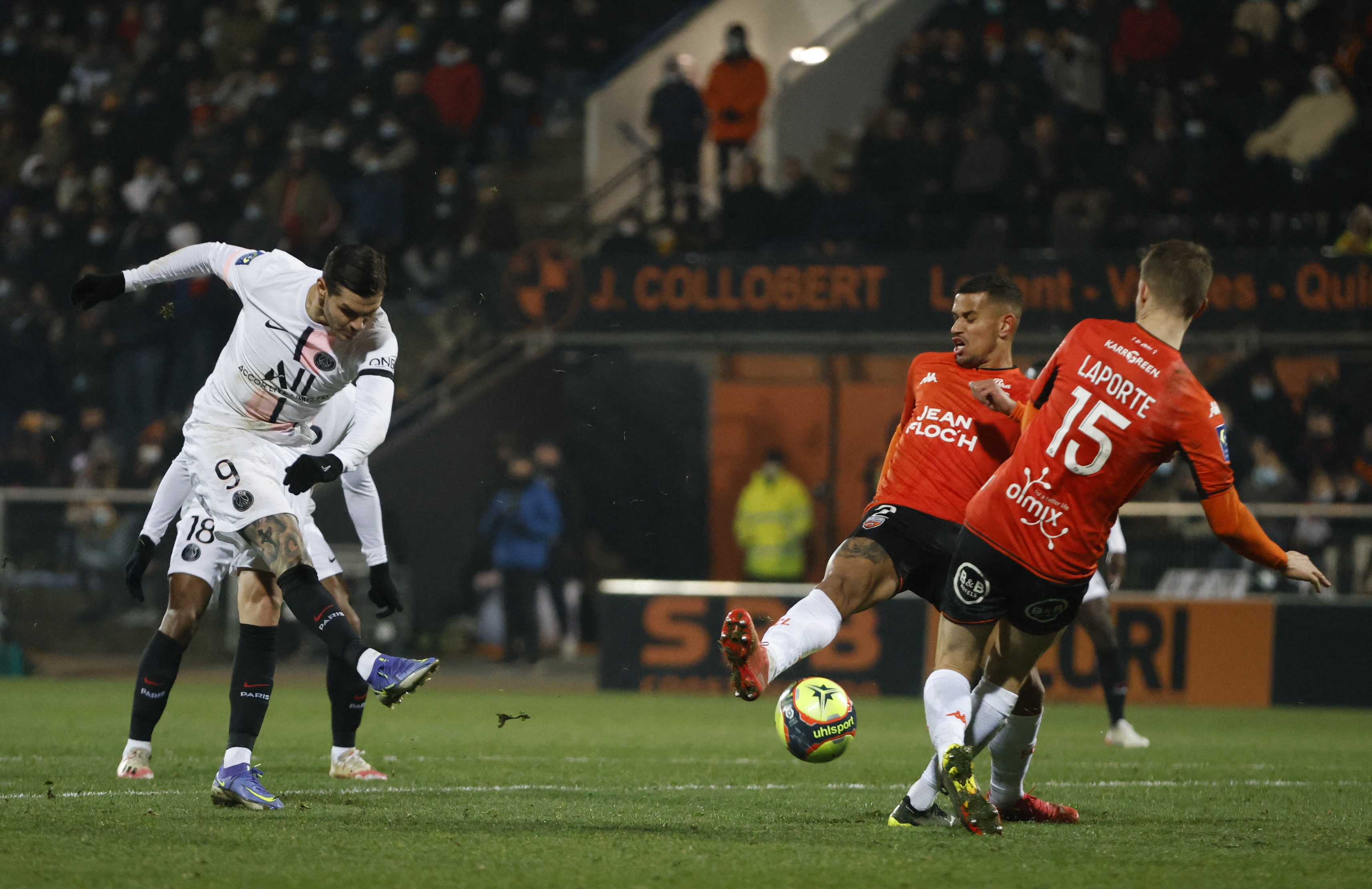 Ligue 1 - Lorient v Paris St Germain