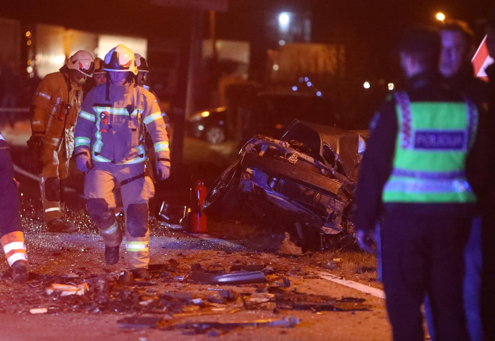 Dvije osobe poginule u prometnoj  nesreći u Tušiloviću kod Karlovca