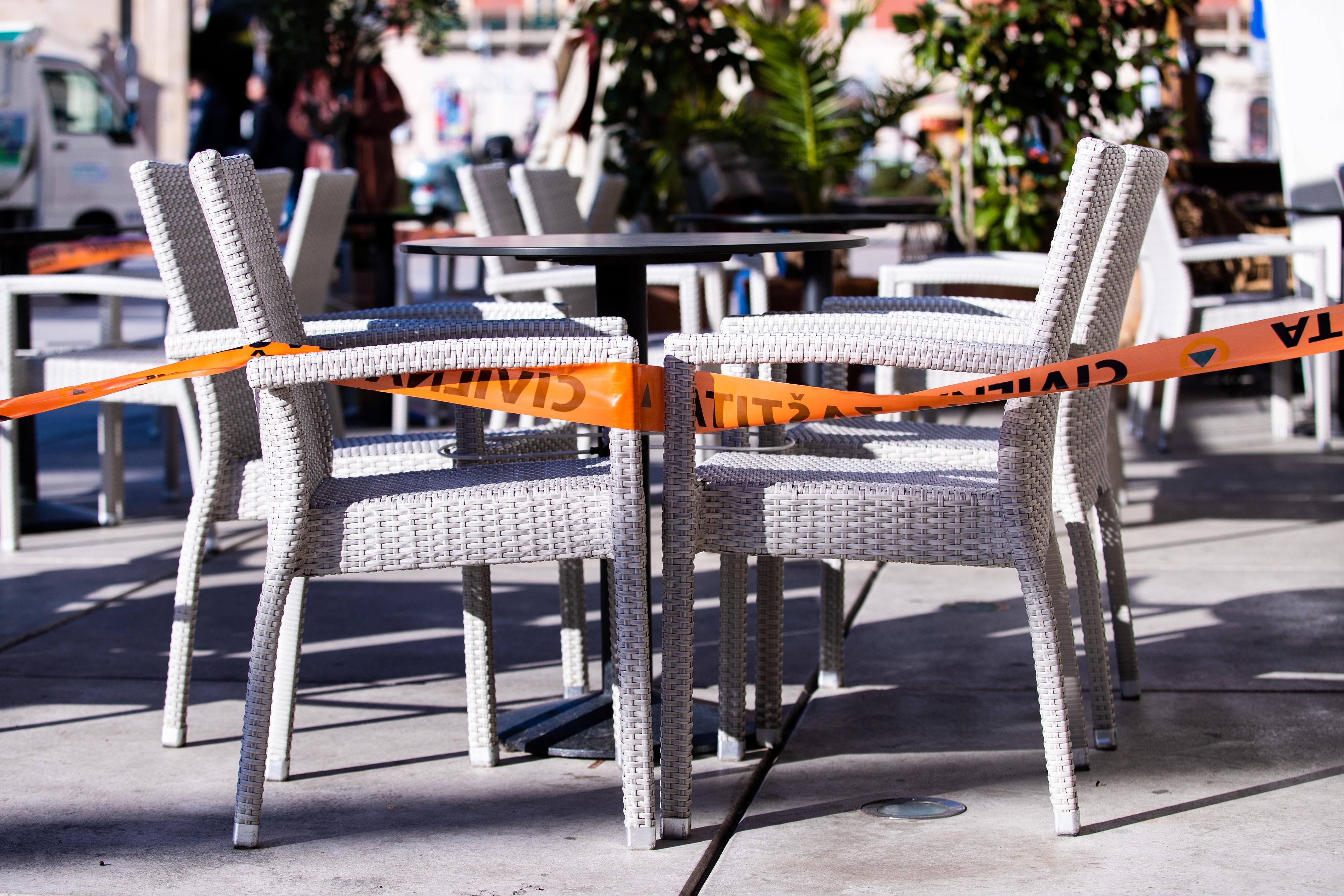 Split, Riva, terasa, ugostiteljstvo, ugostitelji, kafić