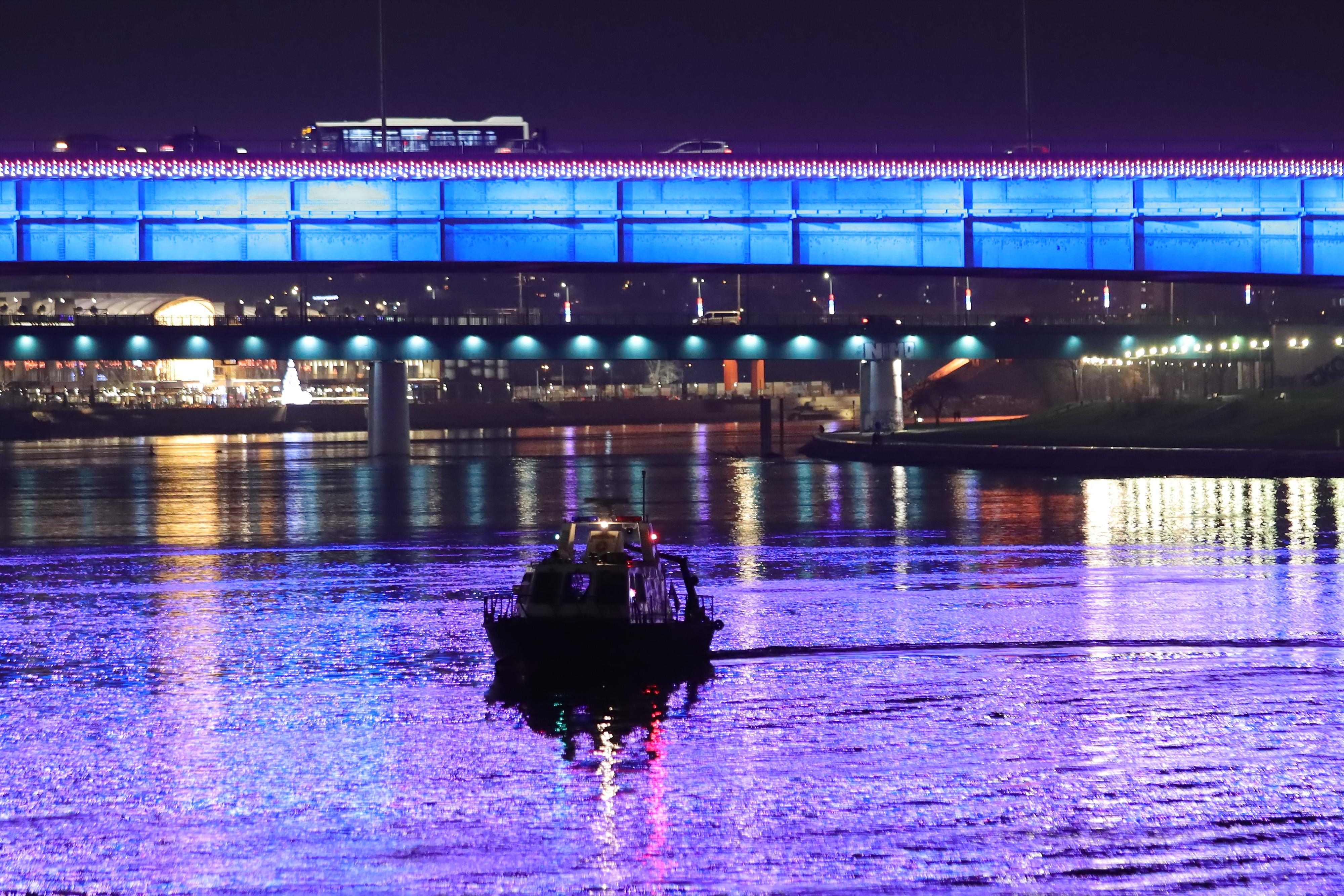 Beograd: Policija dugo u no? pretrauje Savu u potrazi za nestalim Periem