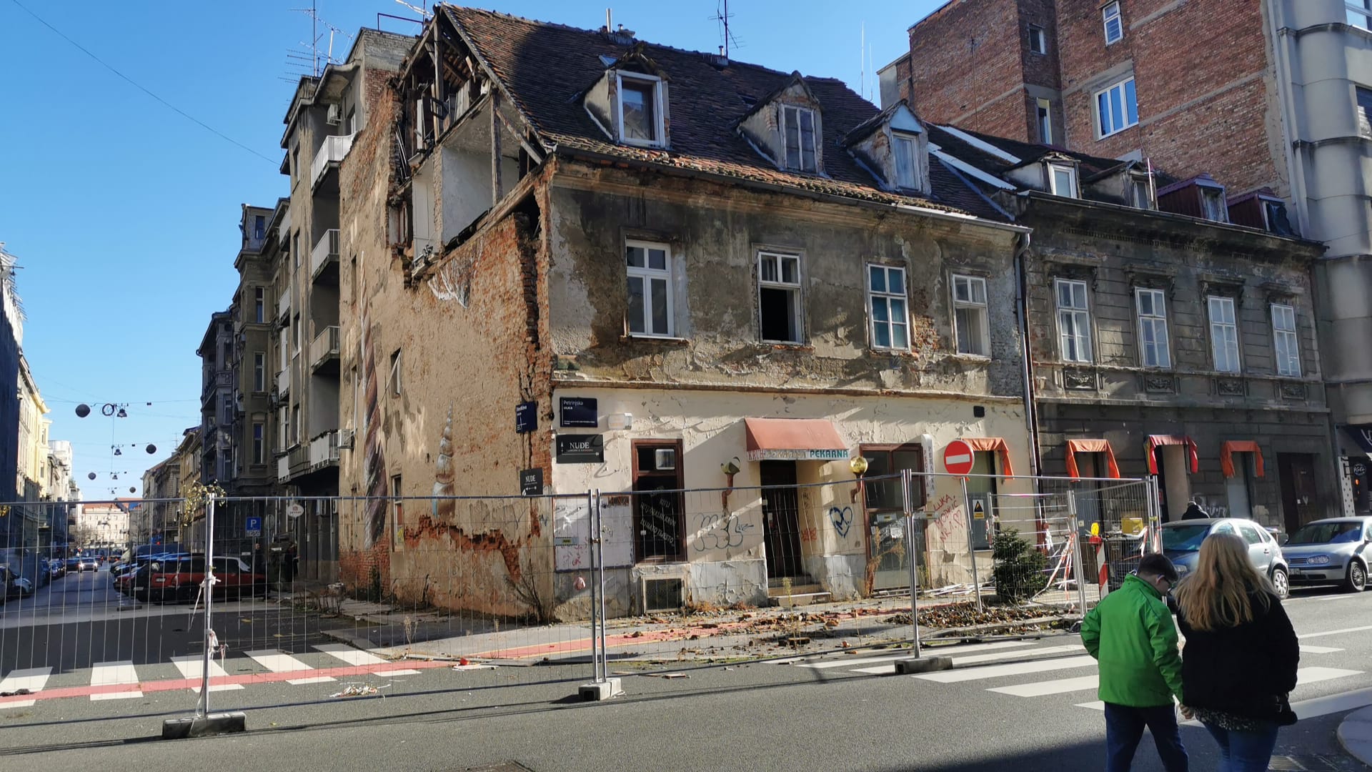 potres, rušenje zgrade, palmotićeva, đorđiveća, zagreb,