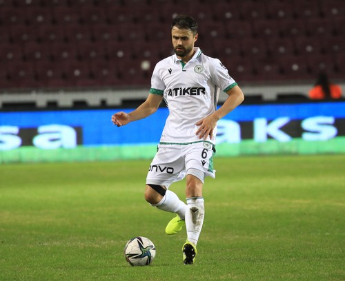 Ahmet Calik, football player from Konyaspor, who played in Galatasaray and the Turkish National Football Team for a while, died in a traffic accident at the age of 28 , Ankara , Turkey on January 11 , 2022.