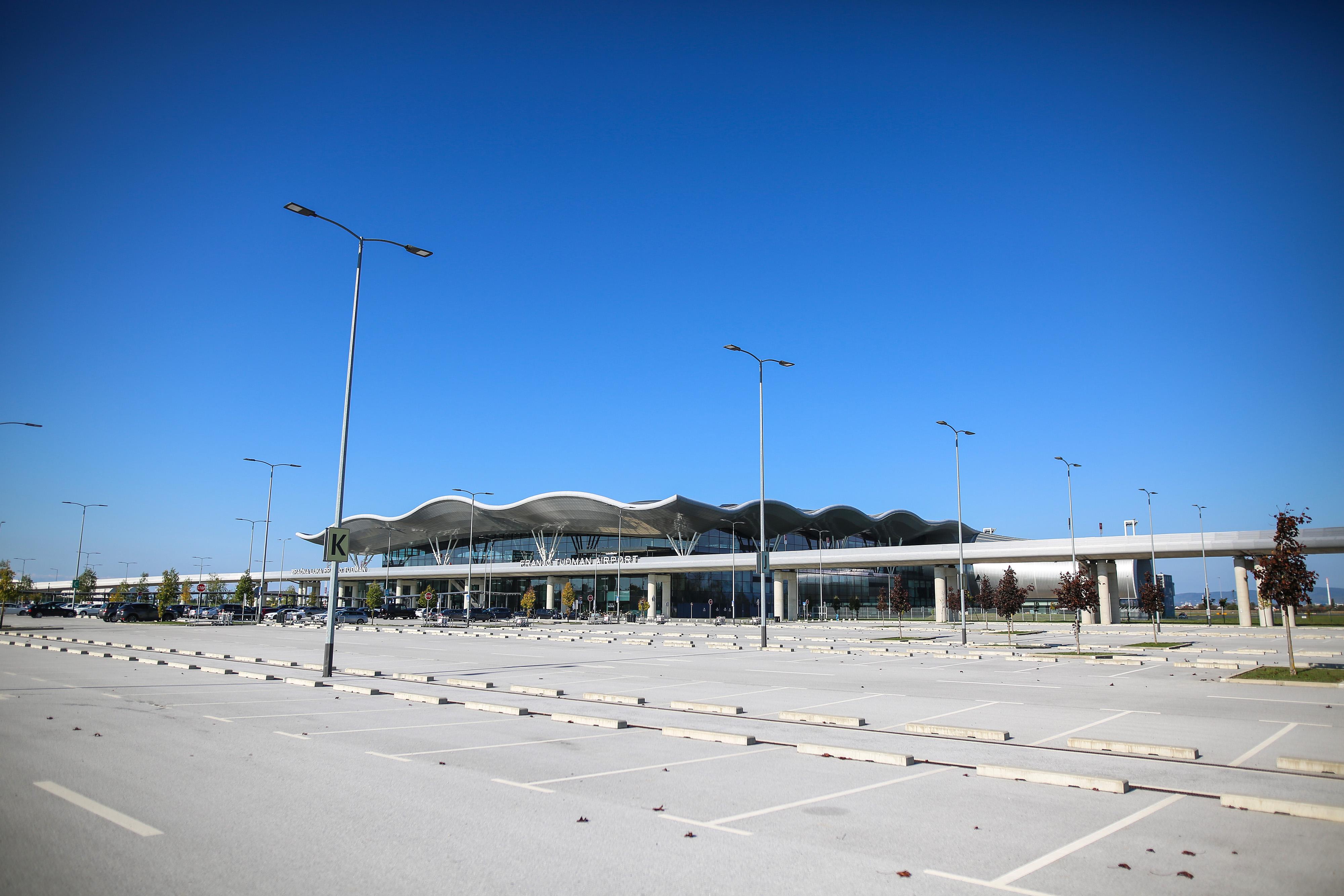 Zračna luka Franjo Tuđman bilježi mnoga otkazivanja letova nakon povećanog broja zaraženih