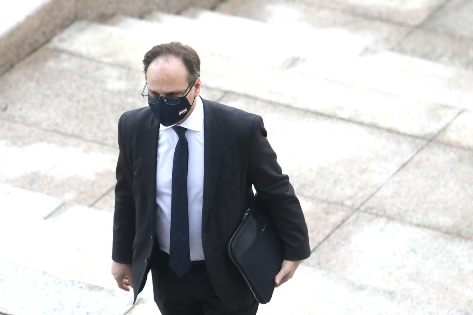 Zagreb: Dolazak Andreja Plenkovića i ministara na sjednicu Vlade RH u NSK