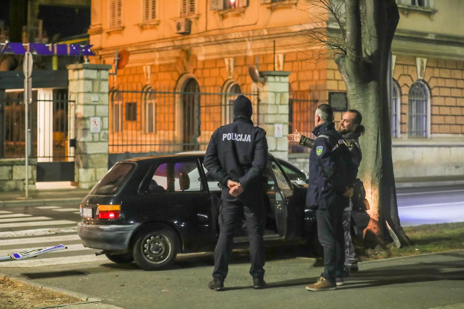 pula, policija