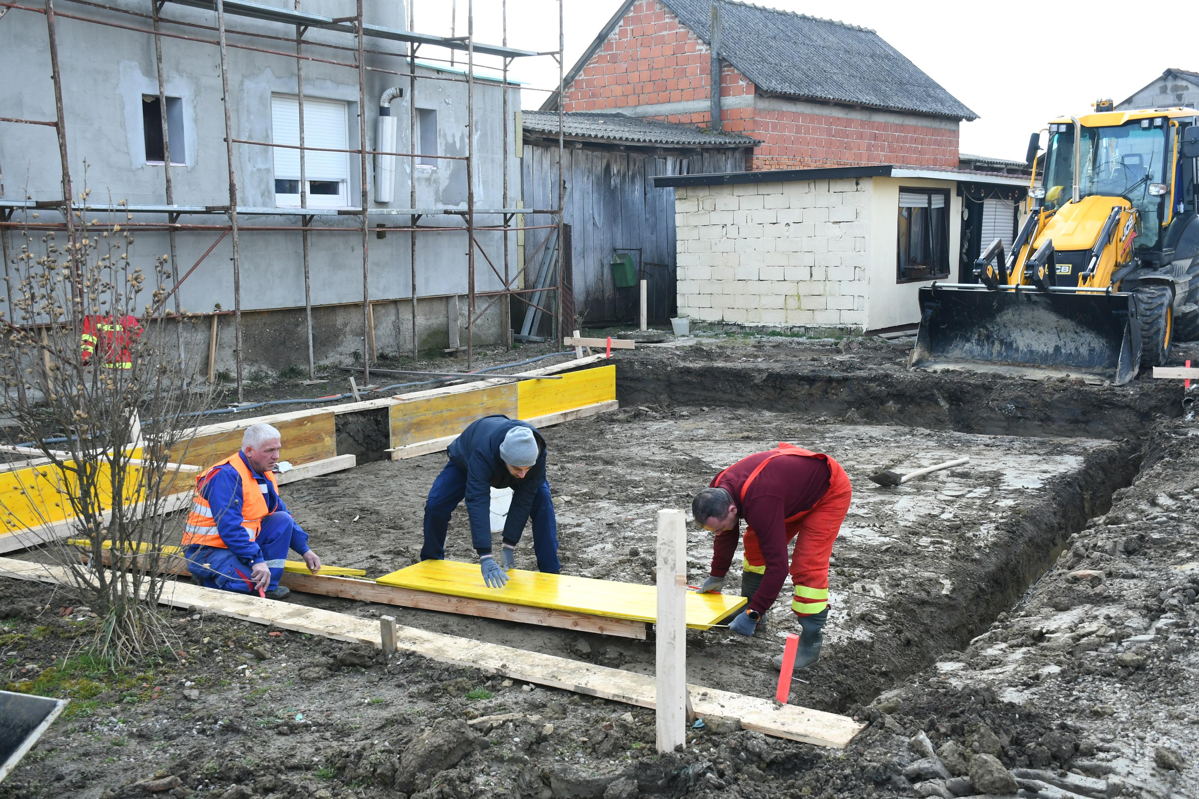 obnova nakon potresa, zamjenska kuća