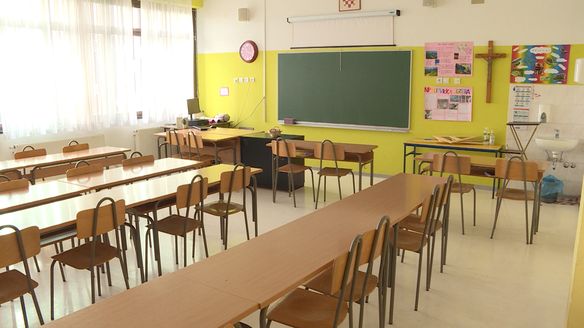 škola, nastava, učionica, učenici