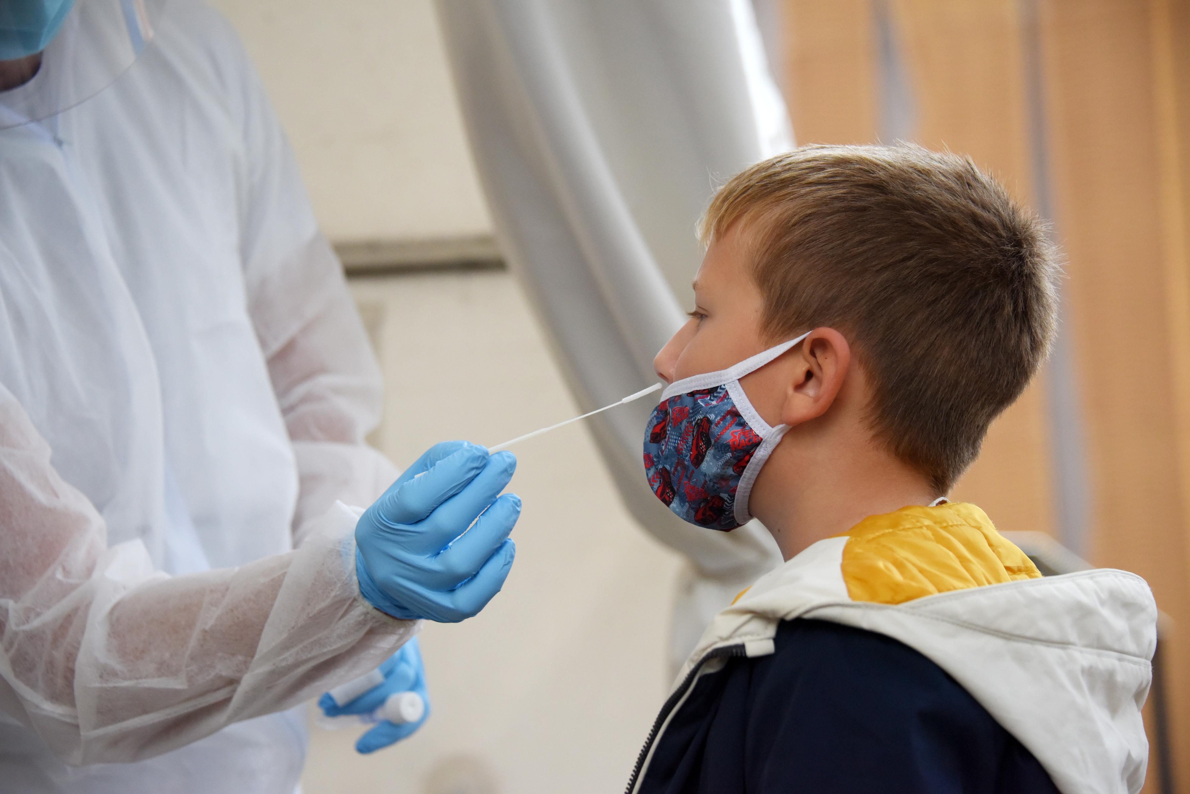 testiranje djece, samotestiranje, testiranje učenika, škola, covid, koronavirus