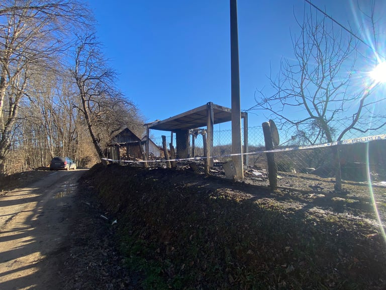 glina, kontejner, izgorjeli kontejner