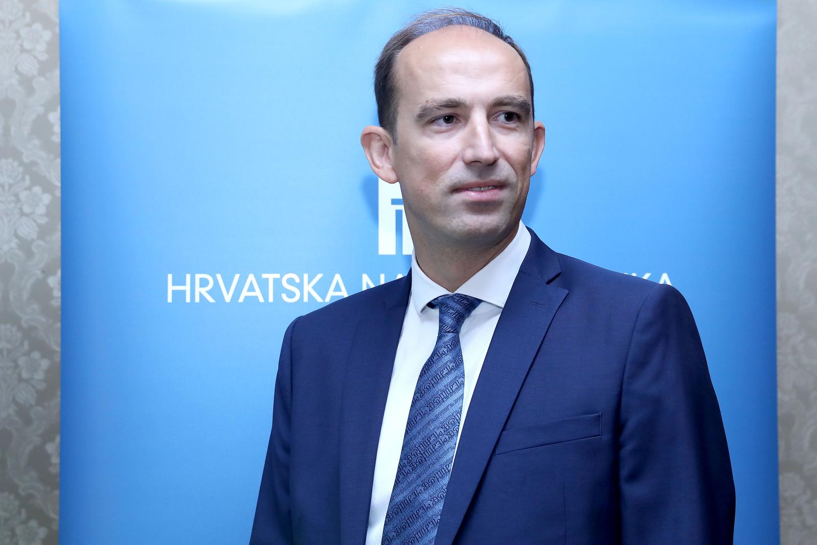 Zagreb: Viceguverner HNB-a Roman Šubić na konferenciji za medije