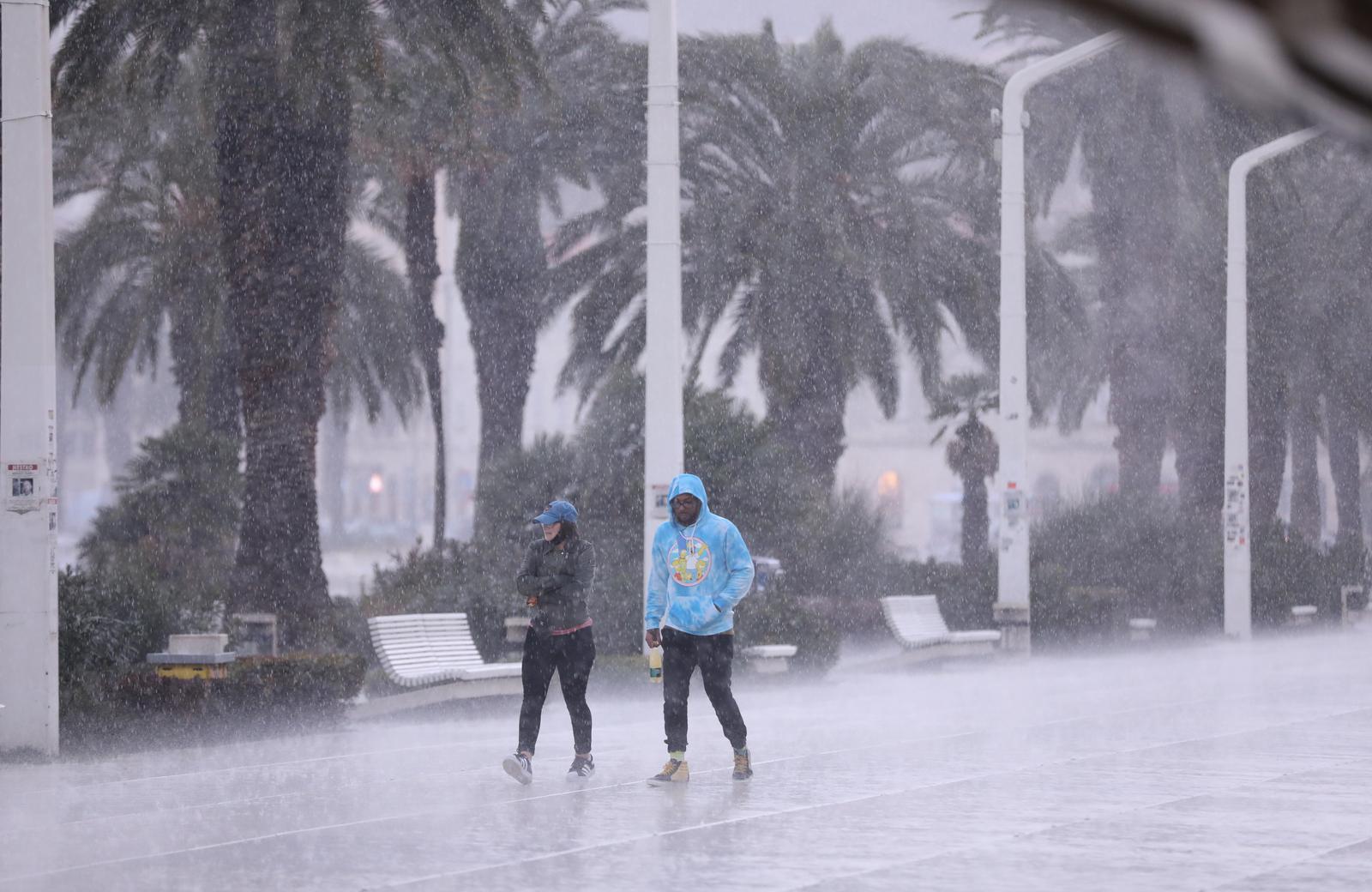 Split: Mornari s američkog nosača aviona Harry S. Truman u obilasku grada