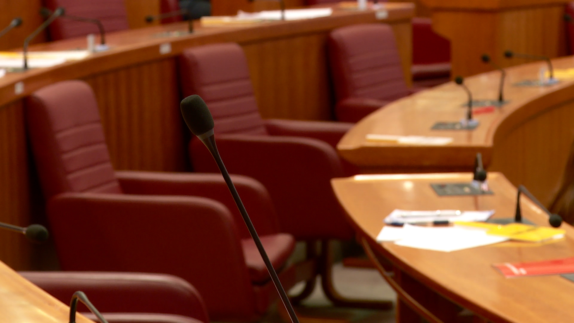 sabor, saborkse klupe, oporba