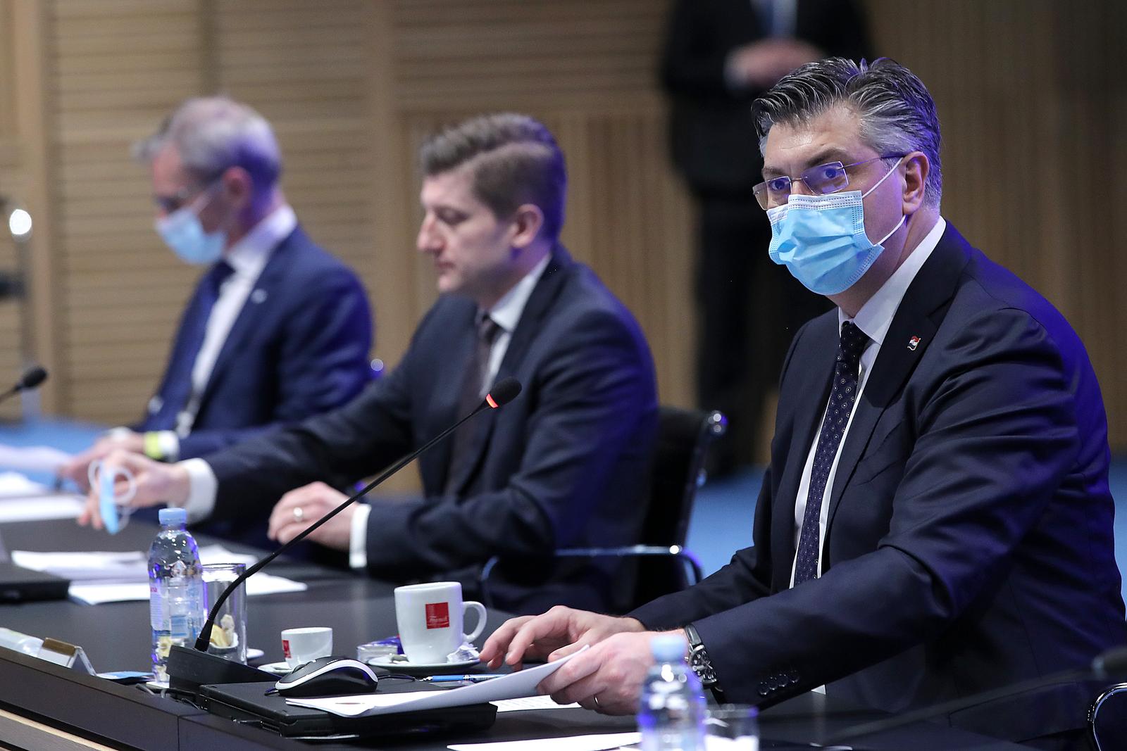 Zagreb: Plenković predsjedao sjednicom Nacionalnog vijeća za uvođenje eura