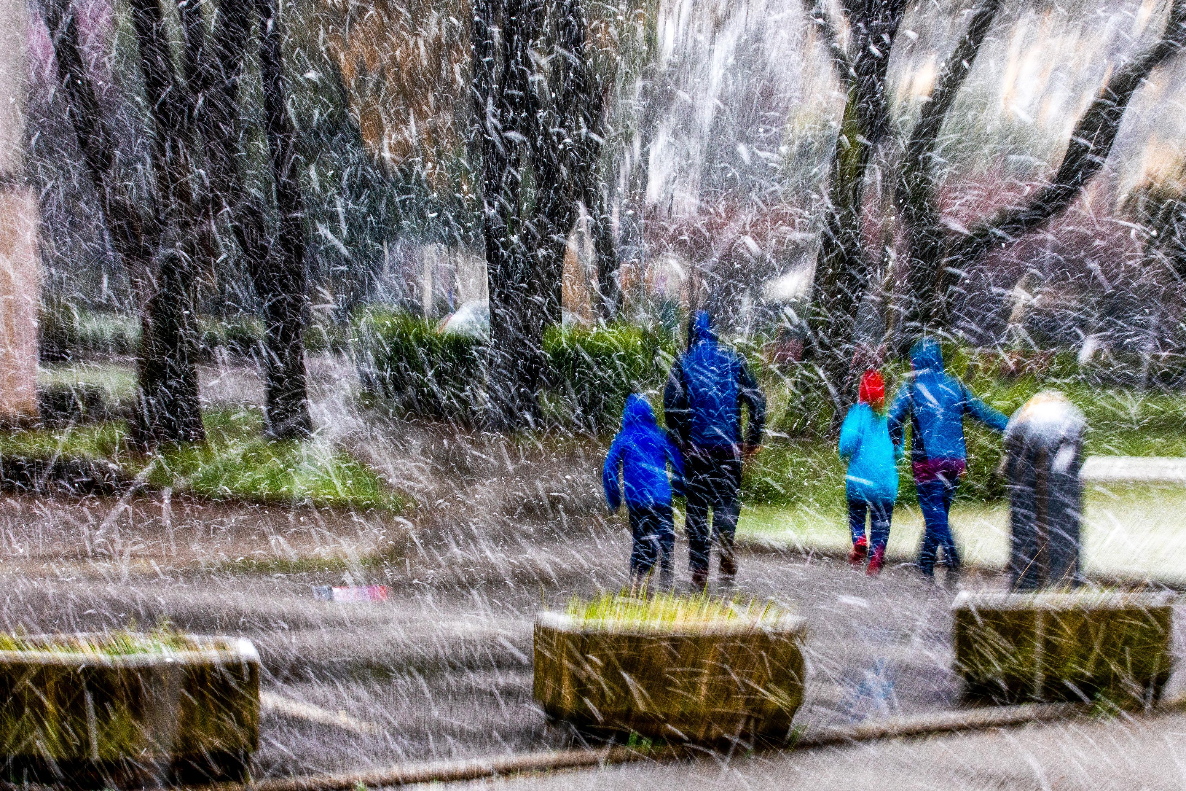 Hladna fronta praćena jakim snijegom zahvatila je Pulu