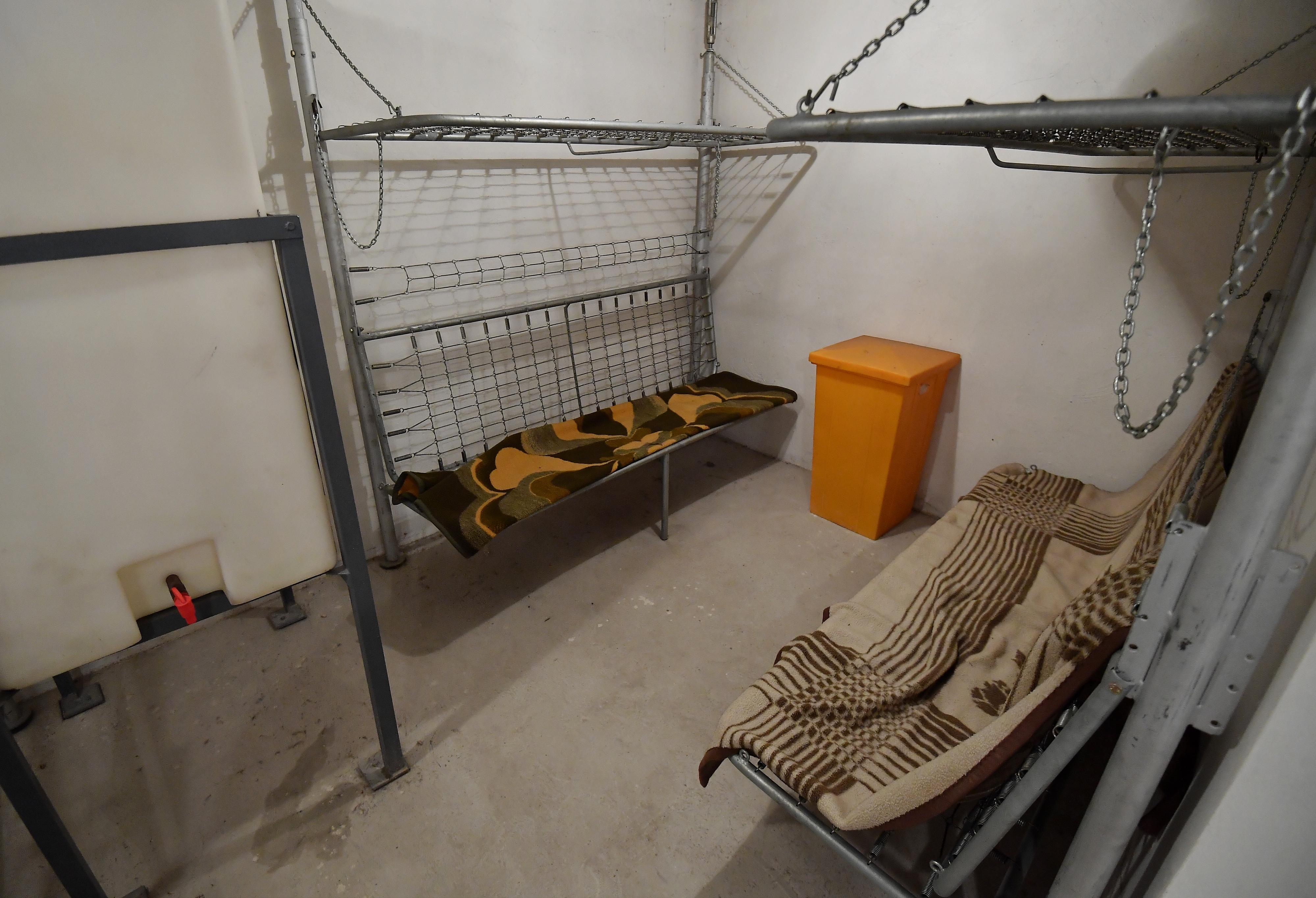 Zagreb: Atomsko sklonište u stambenoj zgradi u naselju Vrbani