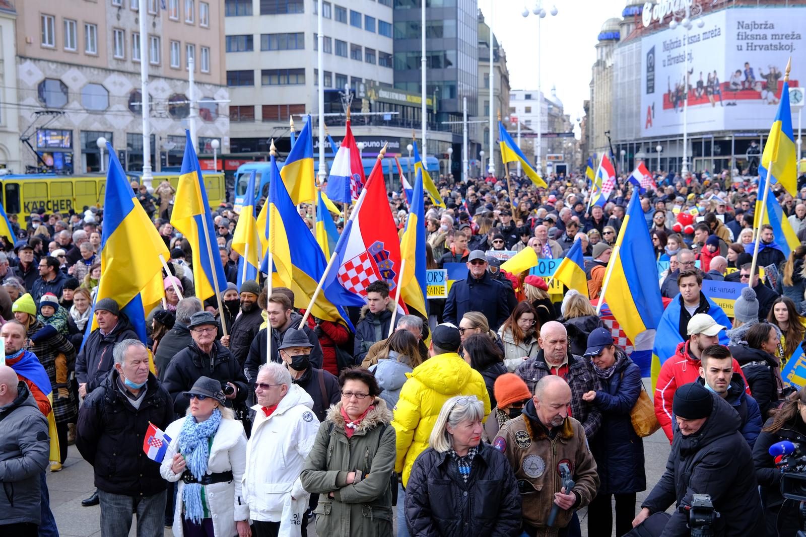 Zagreb: Građani se okupili na skupu podrške Ukrajini