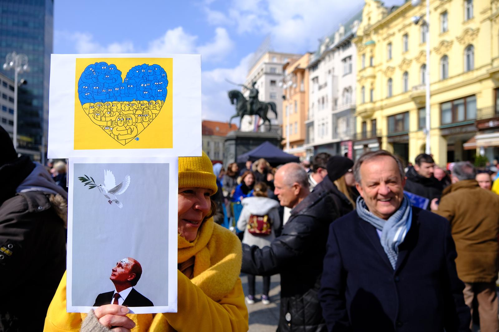 Zagreb: Građani se okupili na skupu podrške Ukrajini