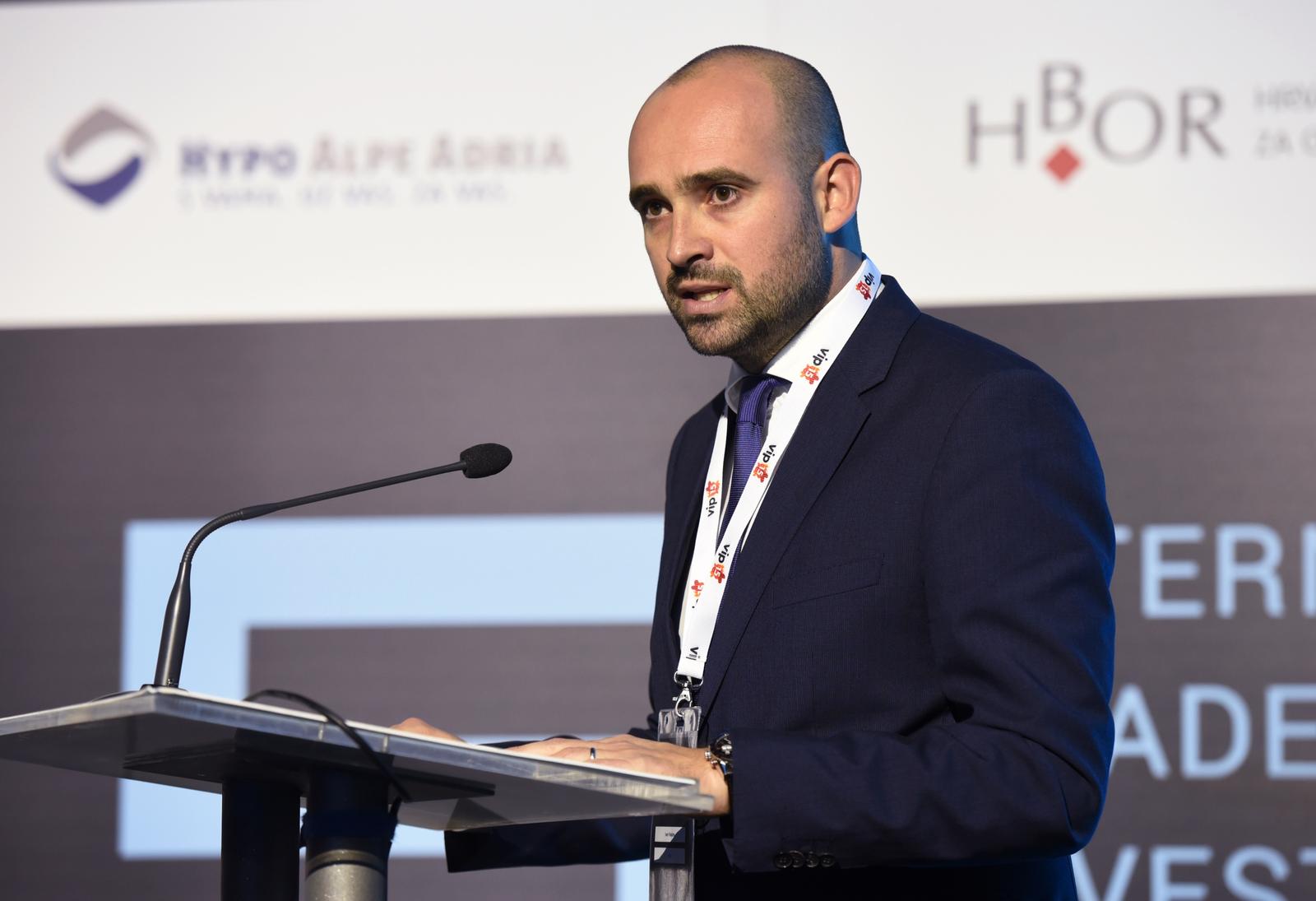 Zagreb: U Hypo centru otvoren 4. me?unarodni sajam investicijskih projekata REXPO 2015.