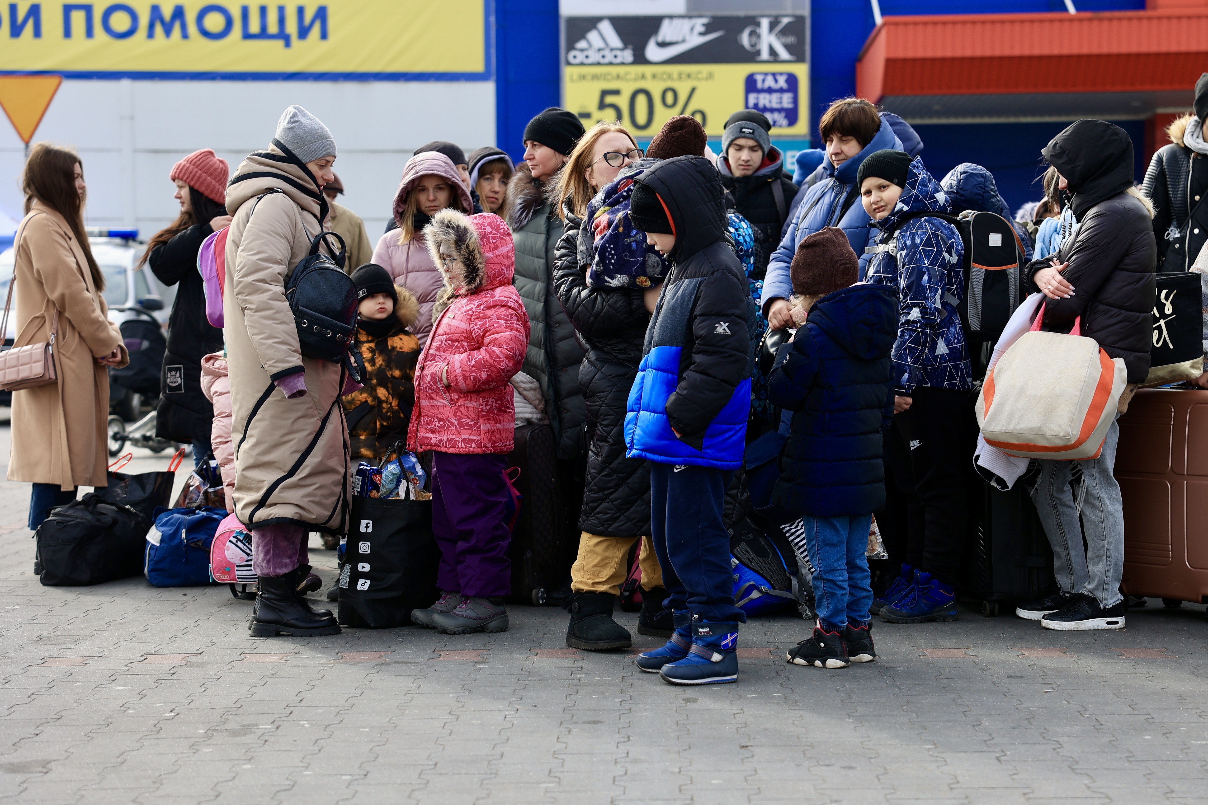 izbjeglice, ukrajina, djeca, autobus,