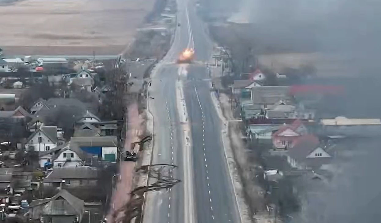 Drone Footage Shows Ukrainian Attack on Russian Tank Column