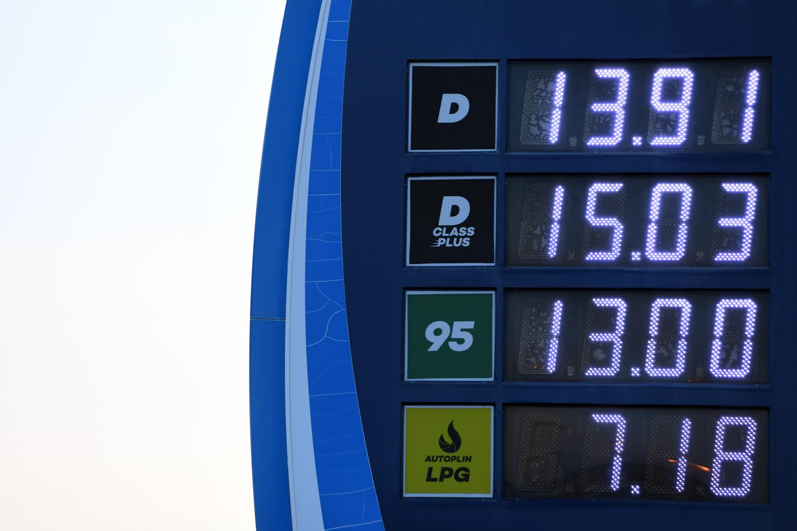 Šibenik: Novi skok cijena, najkvalitetniji dizel prešao cijenu od 15 kuna