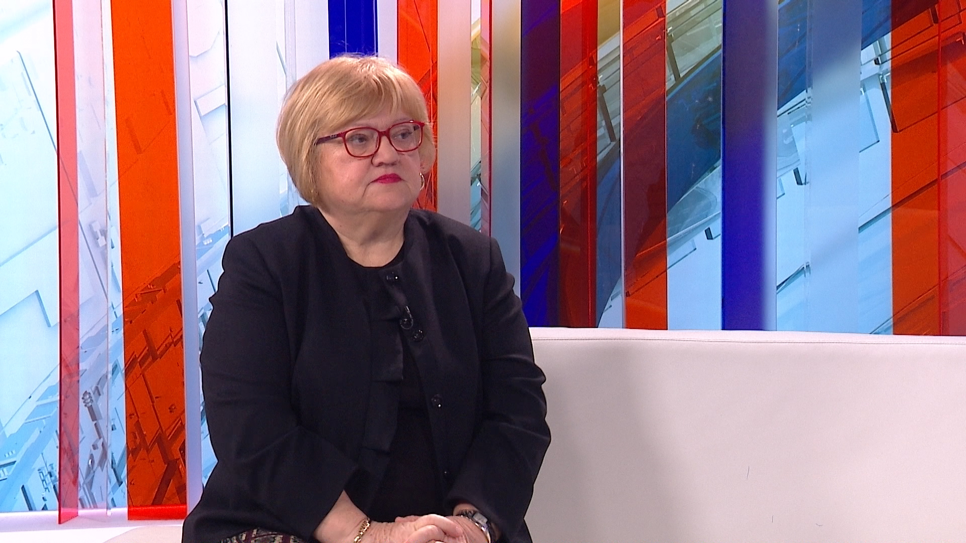 zg-anka mrak taritas-clf-190322-01.10_30_06_00.Still001