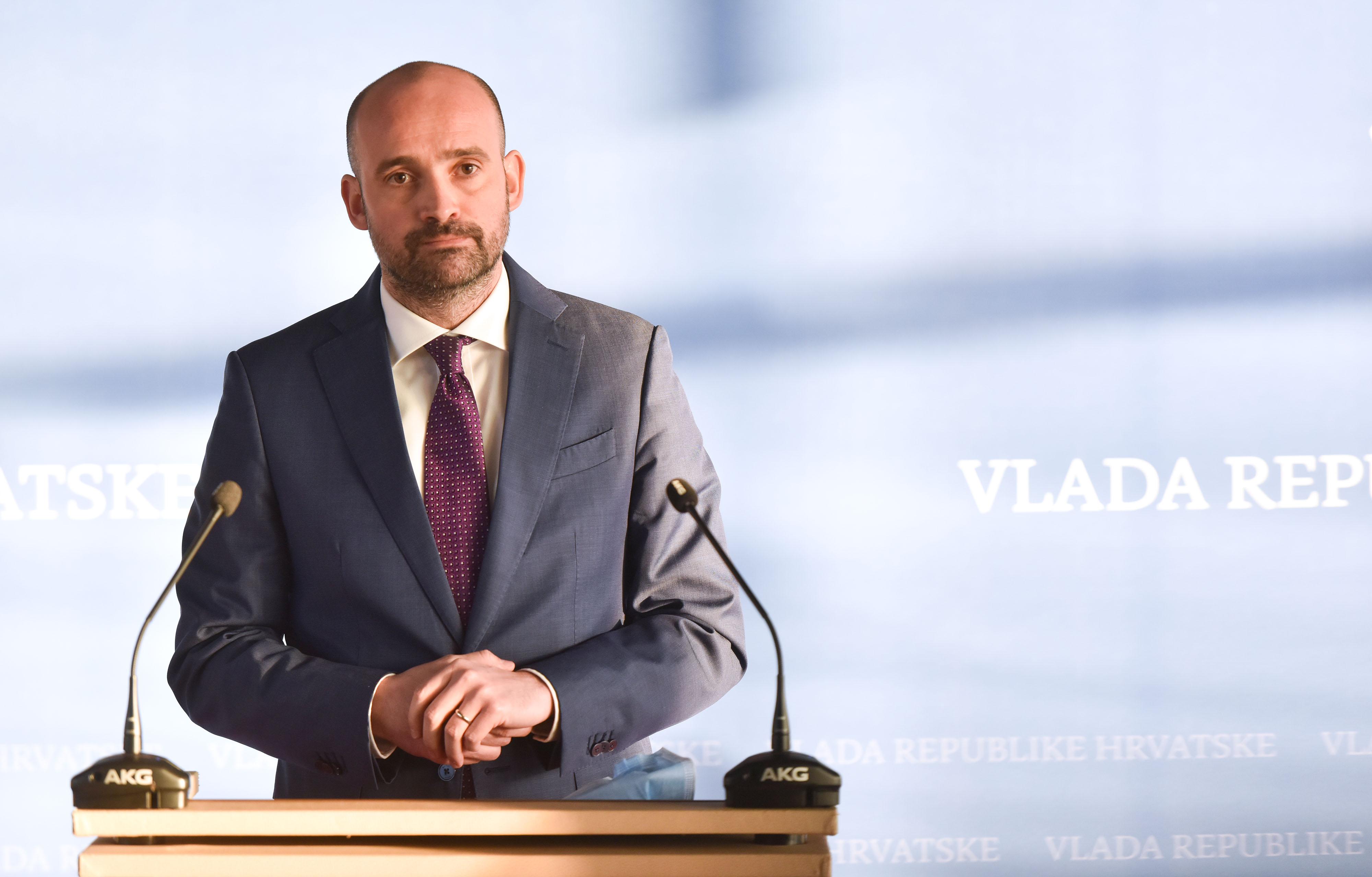 Zagreb: Ministar Ivan Paladina obratio se medijima nakon svog prvog sudjelovanja na sjednici Vlade