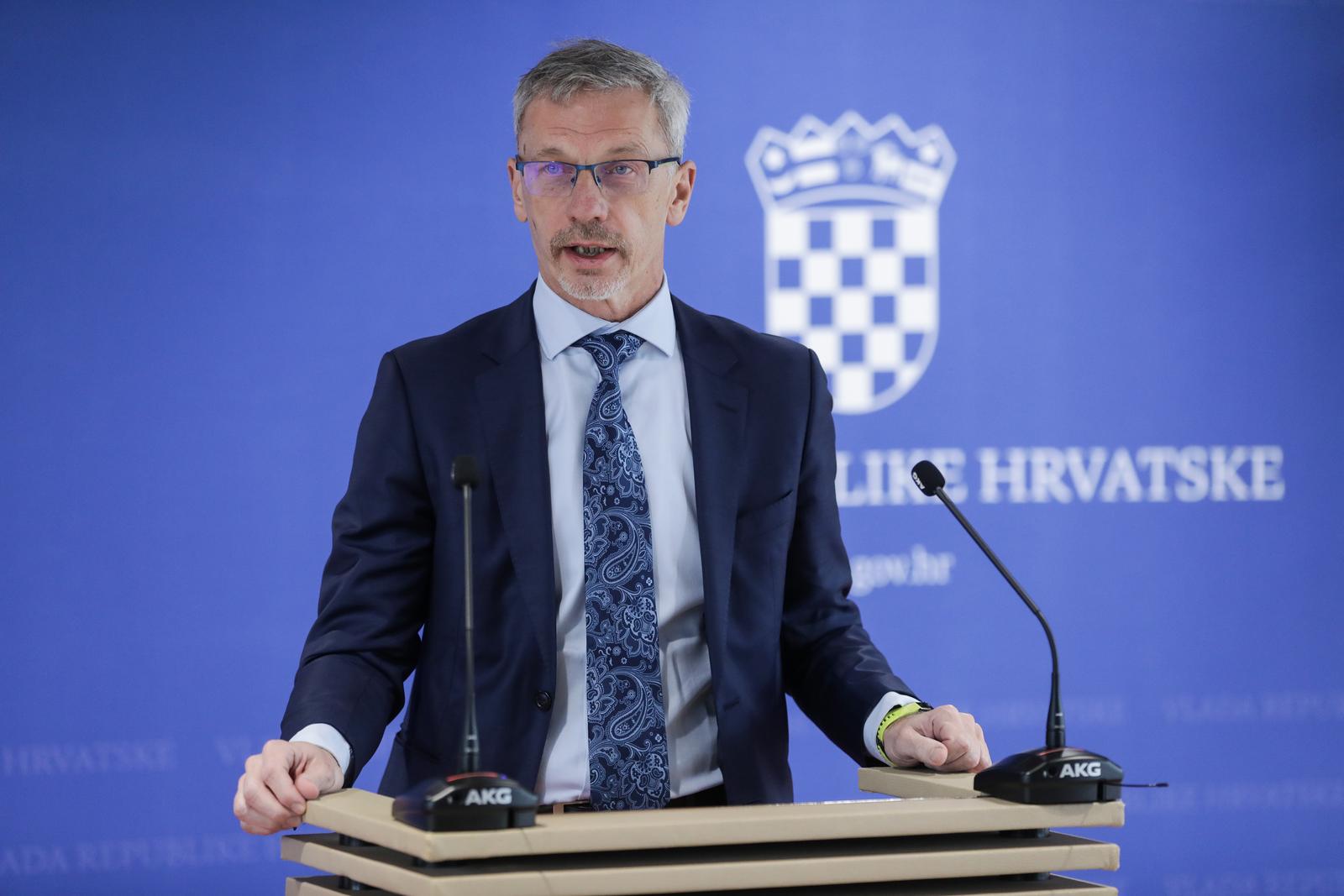 Zagreb: Boris Vujčić obratio se medijima nakon sjednice Nacionalnog vijeća