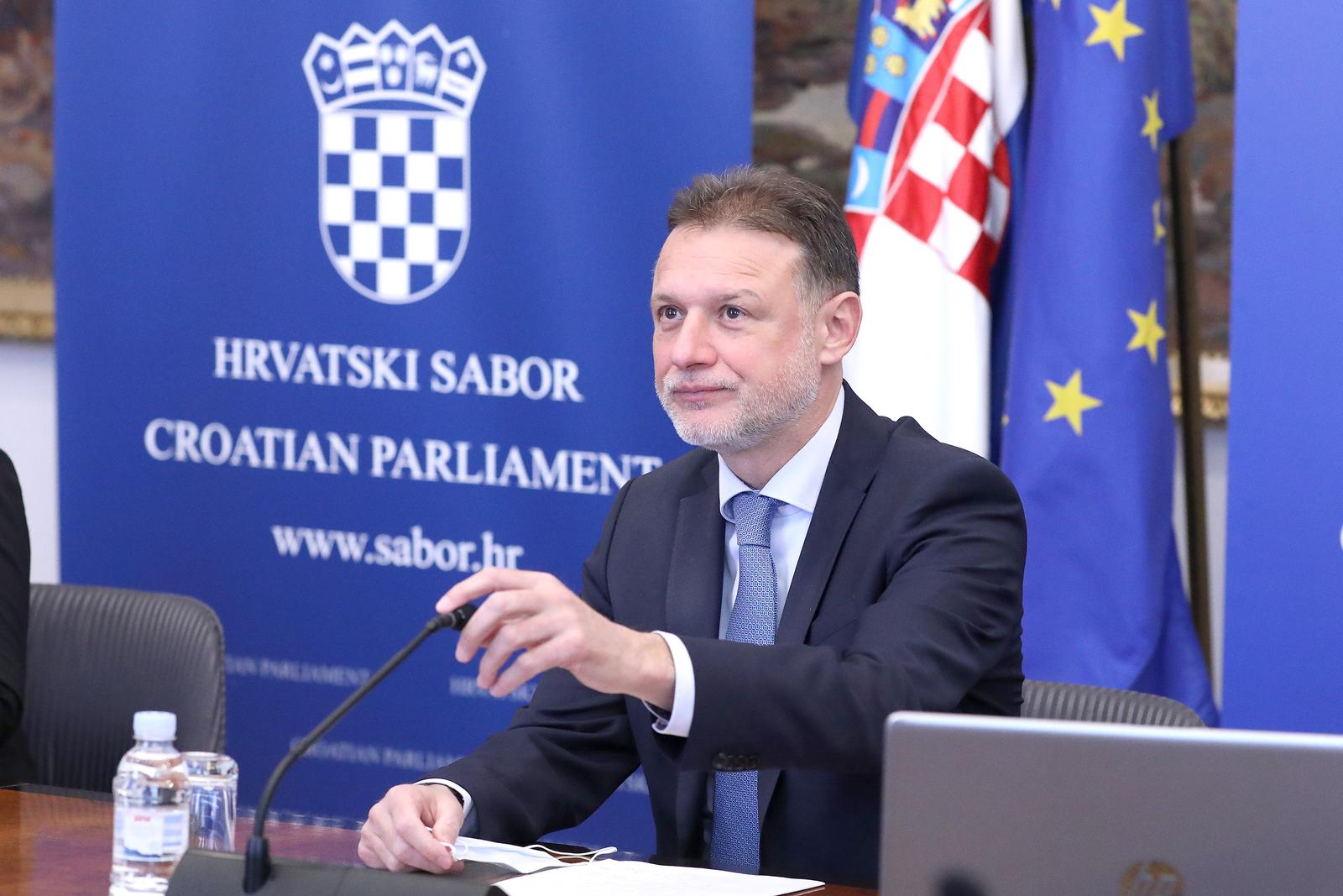 Zagreb: Održana simulirana sjednica Hrvatskog sabora za učenike srednjih škola