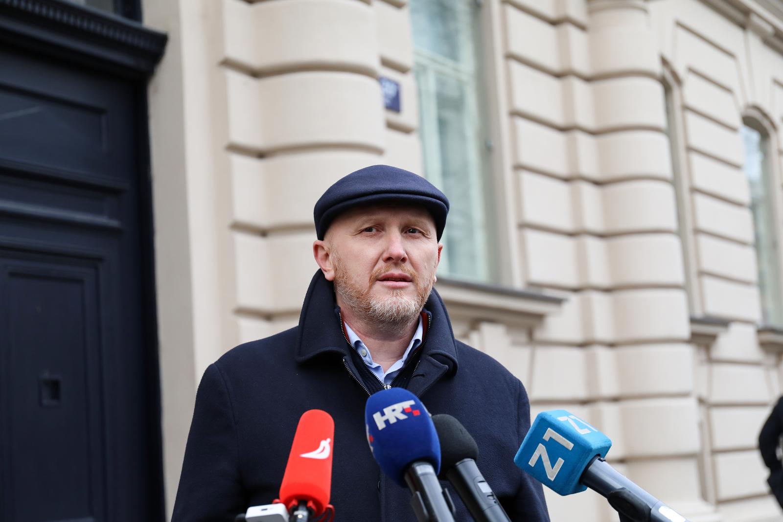Zagreb: Renato Petek podnio kaznenu prijavu zbog izgradnje Žičare Sljeme