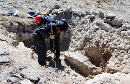 litij, uran, miniranje, fizički rad, kopanje, minerali, iskop