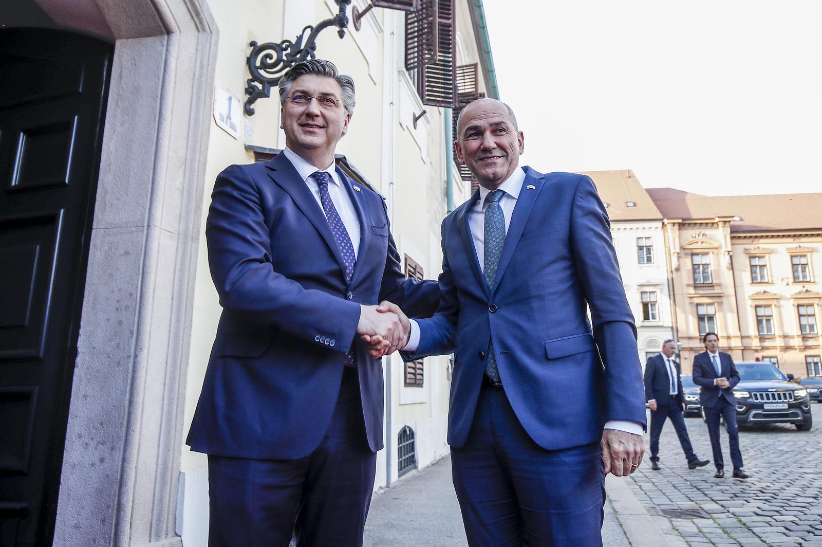 Zagreb: Premijer Andrej Plenković primio slovenskog kolegu Janeza Janšu