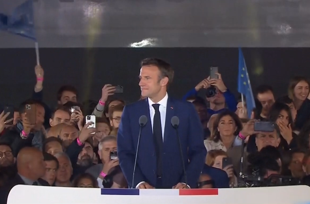 1650829427-emmanuel-macron.PNG