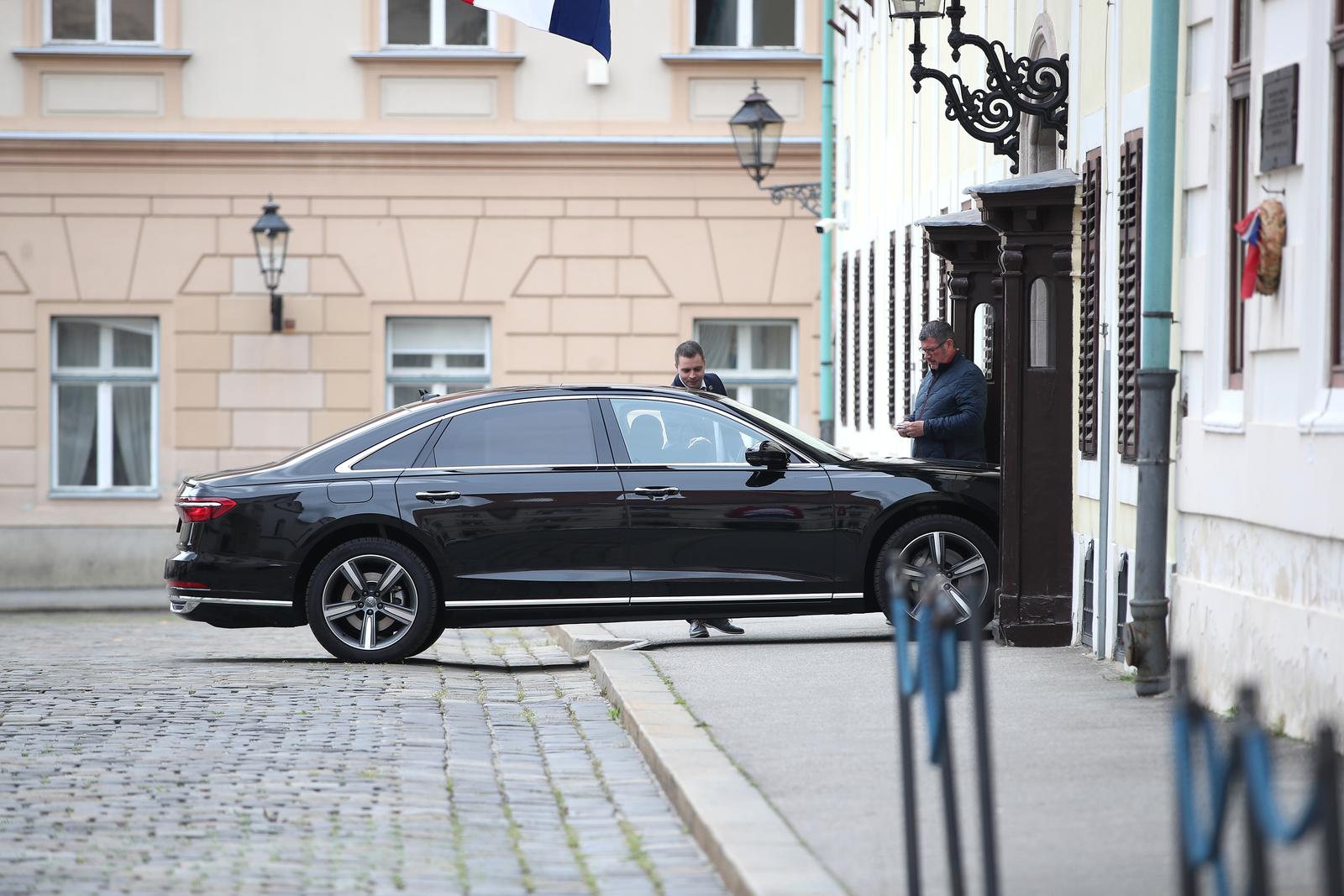 Zagreb: Dolazak u Banske dvore na sastanak parlamentarne većine