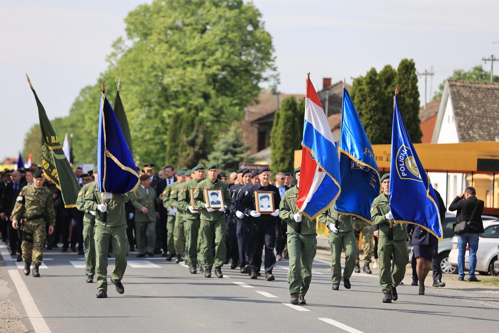 Borovo: Obilježavanje 31. obljetnice stradavanja dvanaestorice hrvatskih redarstvenika