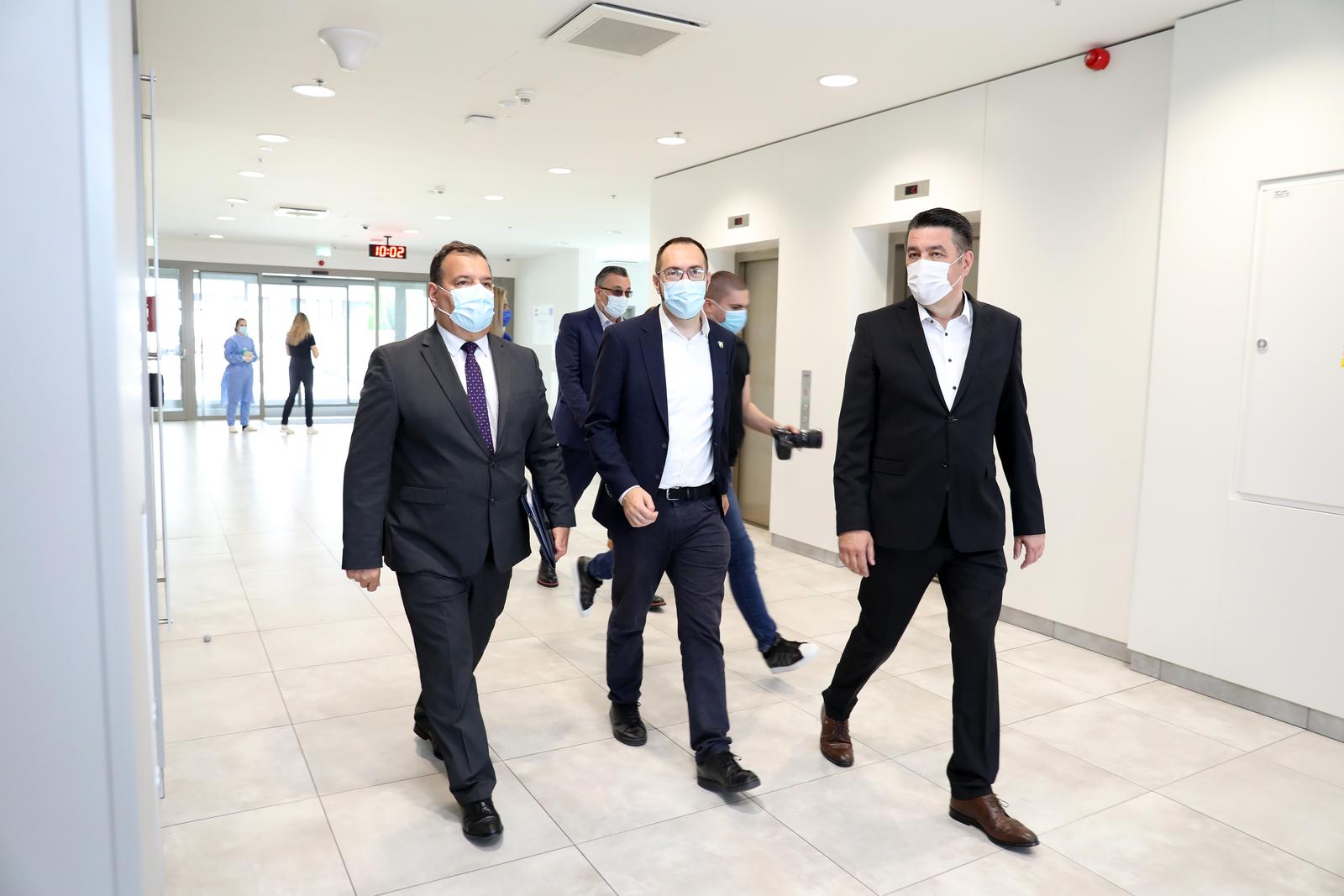 Tomašević otvorio nove prostorije Dnevne bolnice u okviru KB Sveti Duh