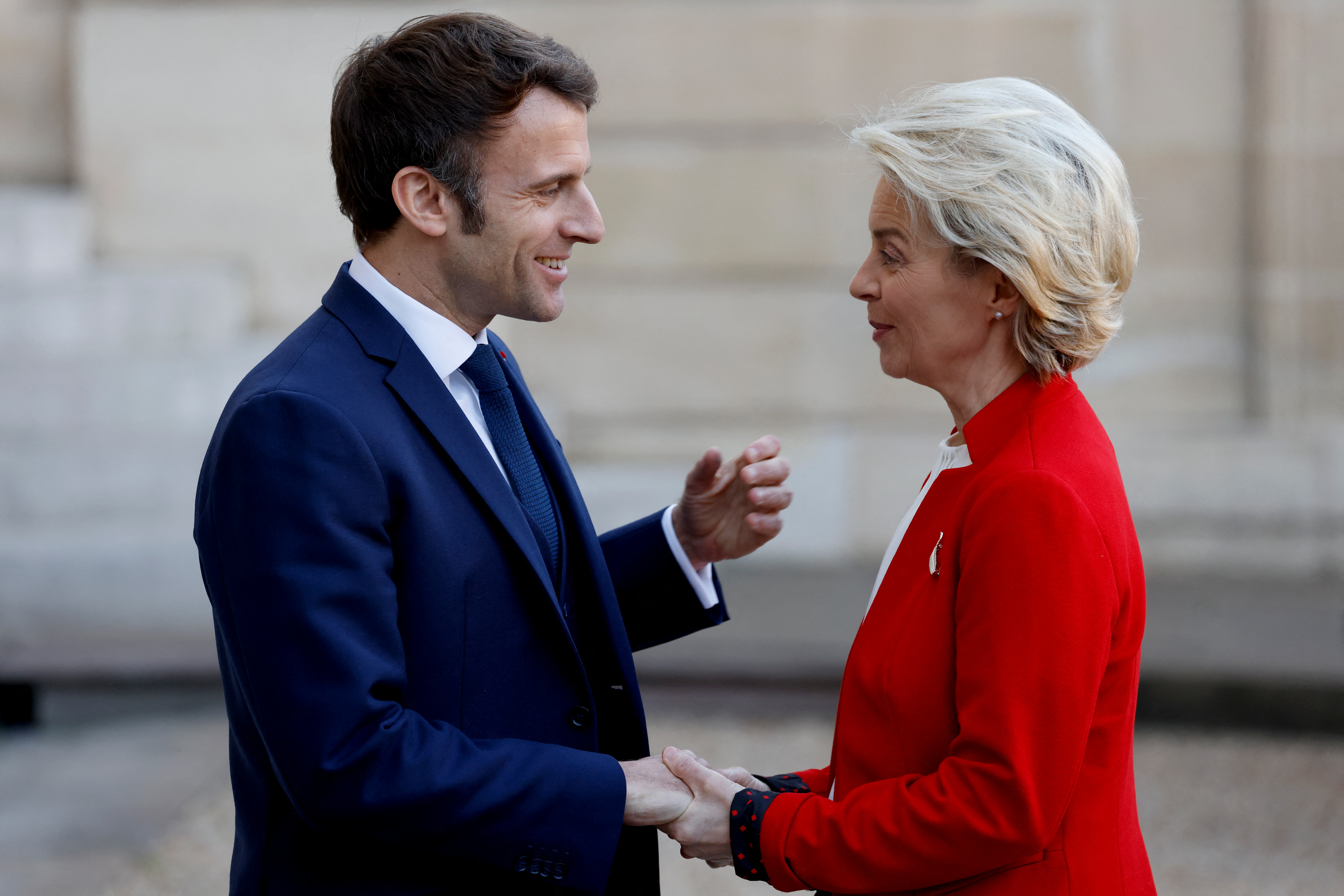 emmanuel macron, ursula von der leyen,