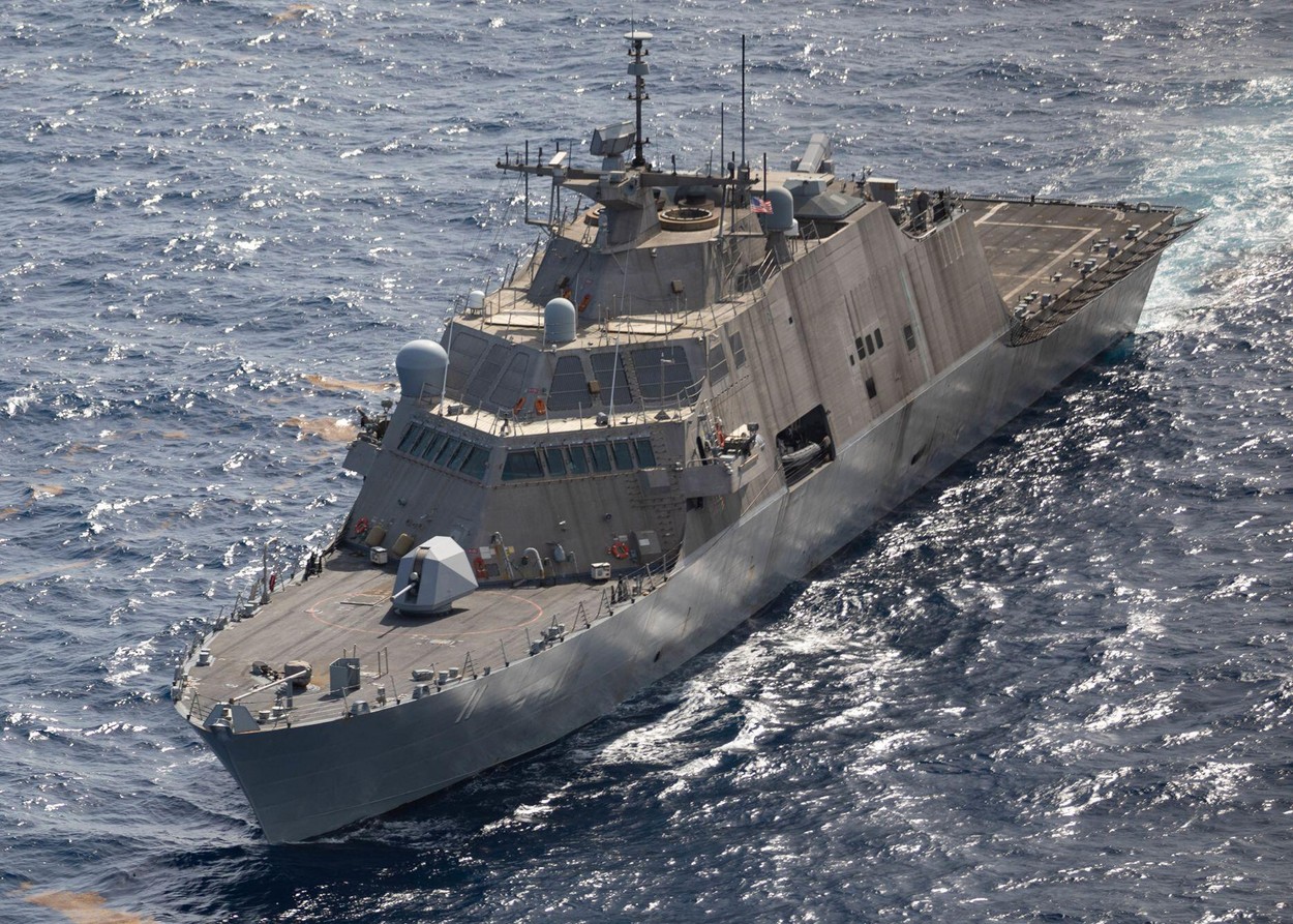 210629-N-RL695-2092 CARIBBEAN SEA - (June 29, 2021) -- The Freedom-variant littoral combat ship USS Sioux City (LCS 11) participates in a bilateral maritime exercise with the Dominican Republic Navy, June 29, 2021. Sioux City is deployed to the U.S. 4th