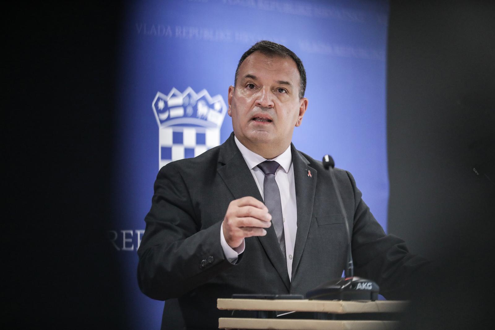 Beroš: Uvođenjem COVID potvrda spriječena je zaraza više od 36 000 ljudi