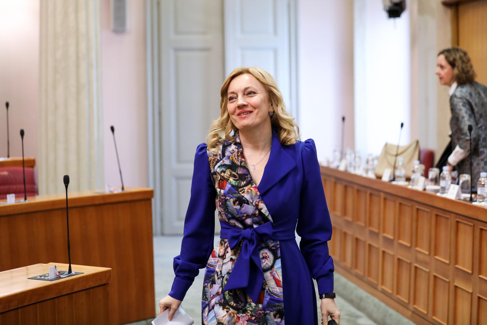 Zagreb: Sabor 11. sjednicu počeo aktualnim prijepodnevom