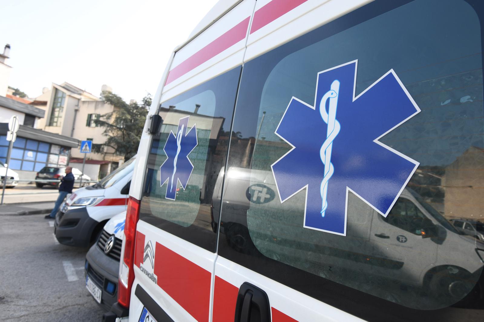 Šibenik: Vozači sanitetskog prijevoza u bijelom štrajku već 10 dana