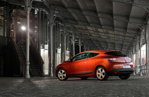 Renault Megane Coupe in Paris 2009