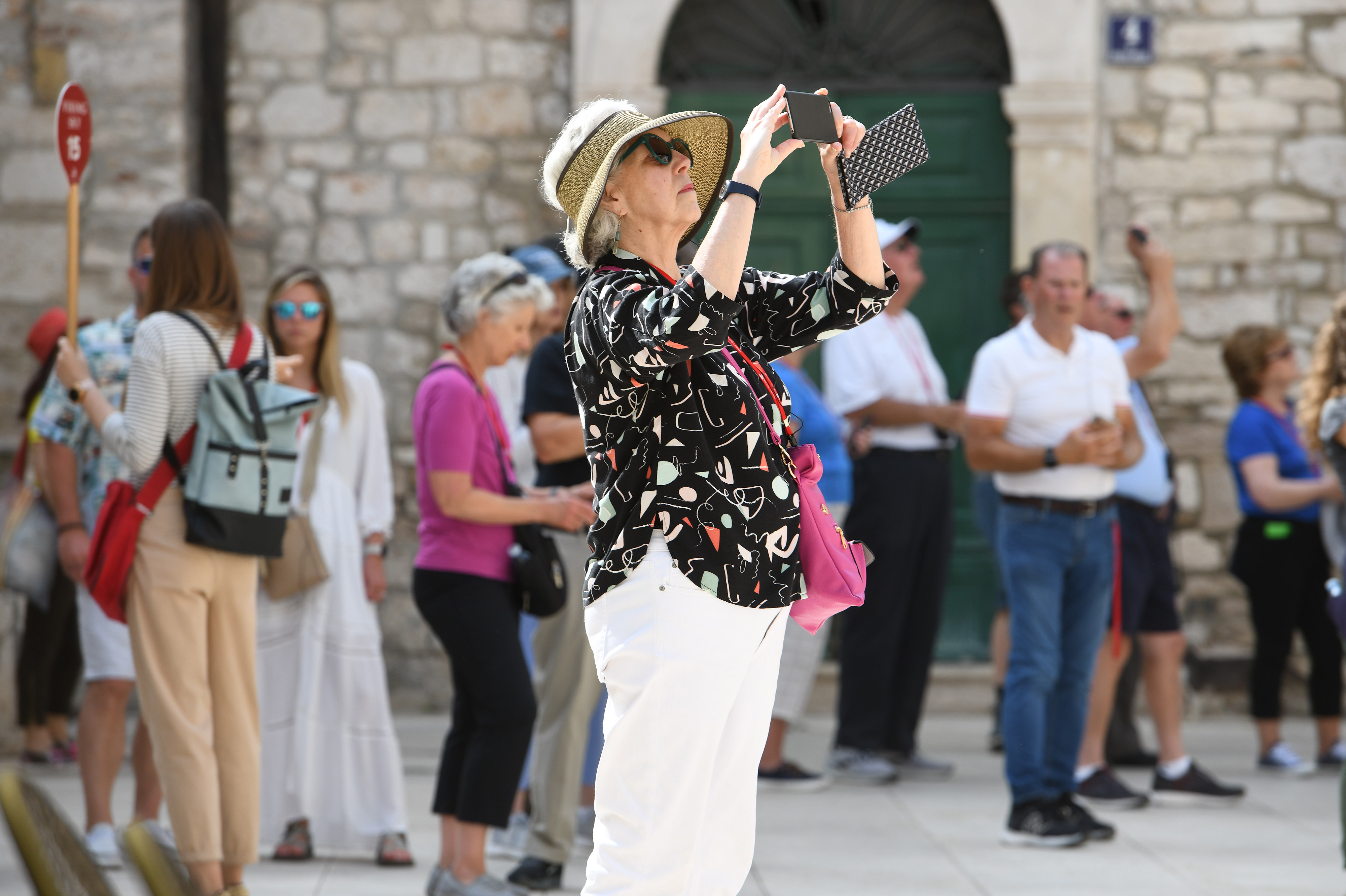 PXL Šibenik: Turisti u obilasku stare gradske jezgre izvrsna su najava nove turističke sezone